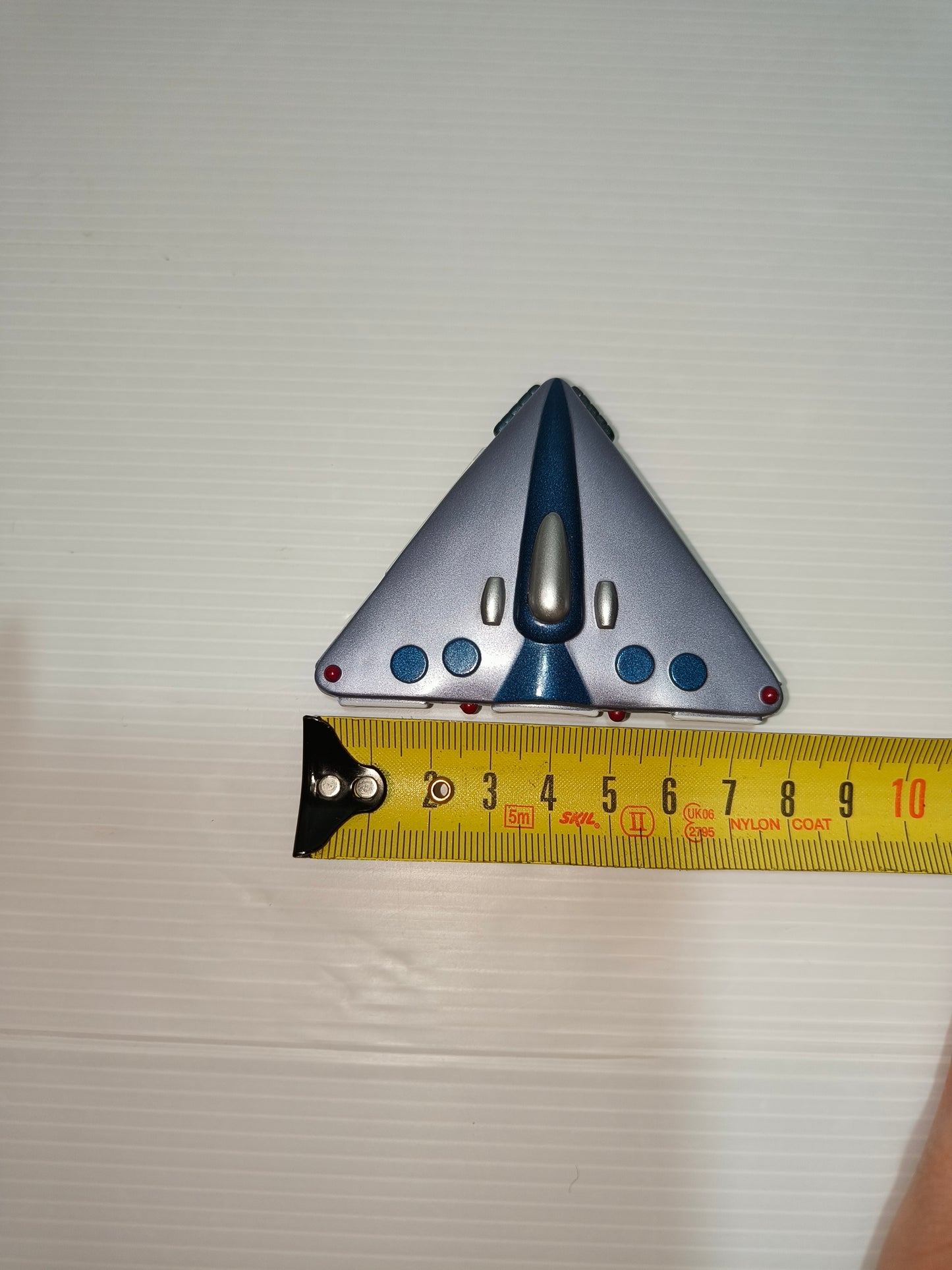 UFO Triangle Craft Ifo Series Shadowbox, 1997 LEGGI DESCRIZIONE