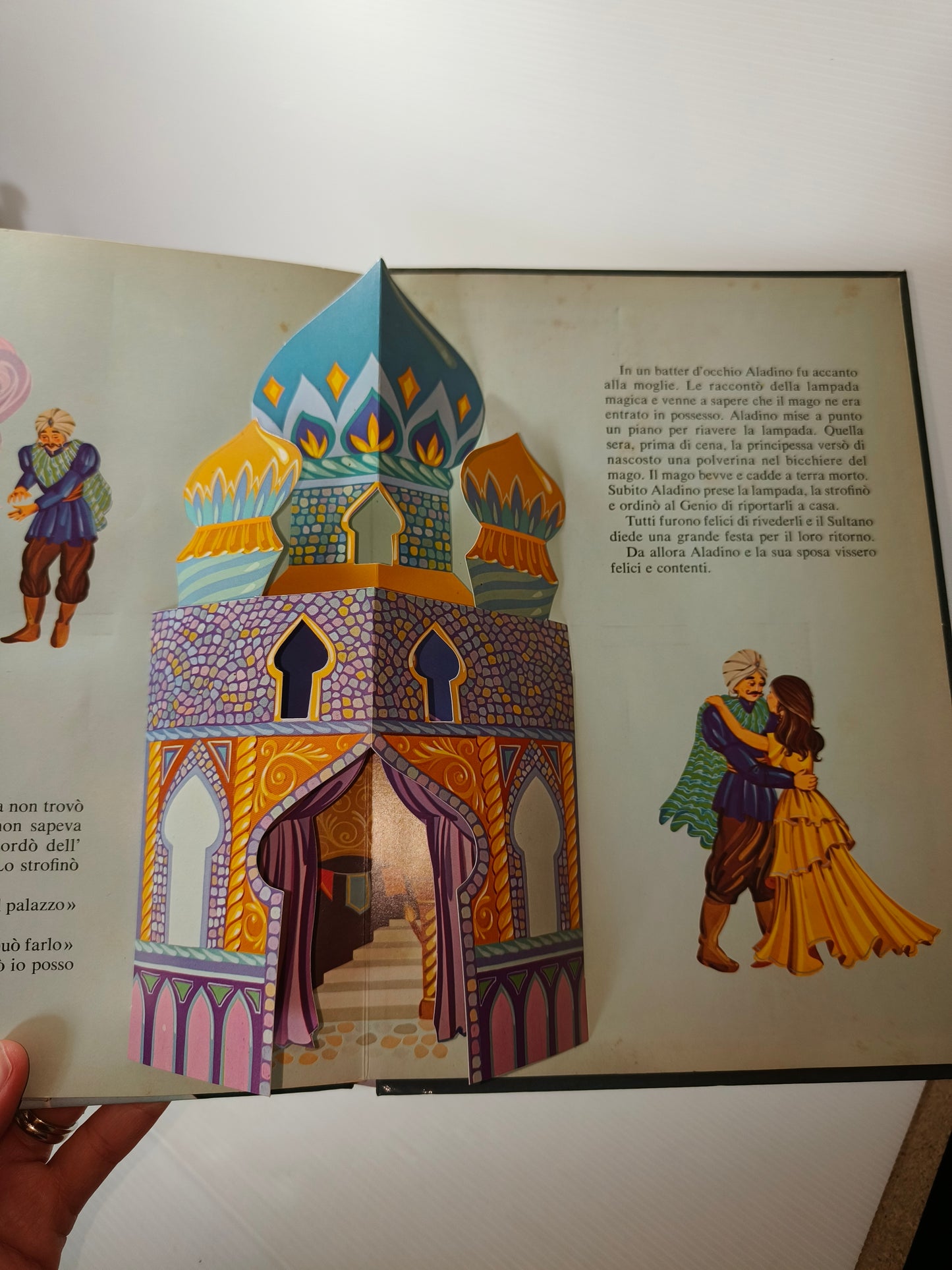 Libro Pop Up Aladino e la lampada magica, Mondadori 1976