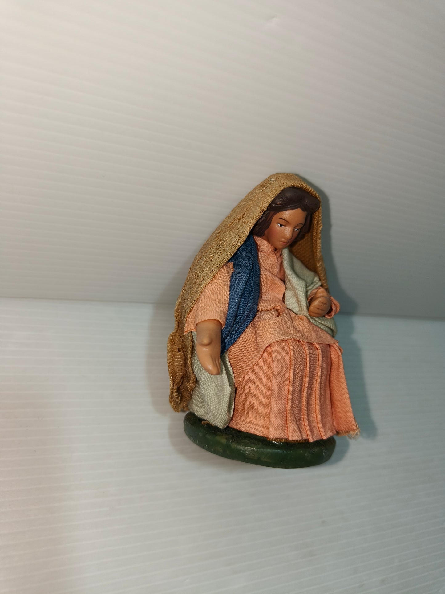 Madonna figurine The World of the DeAgostini Nativity Scene