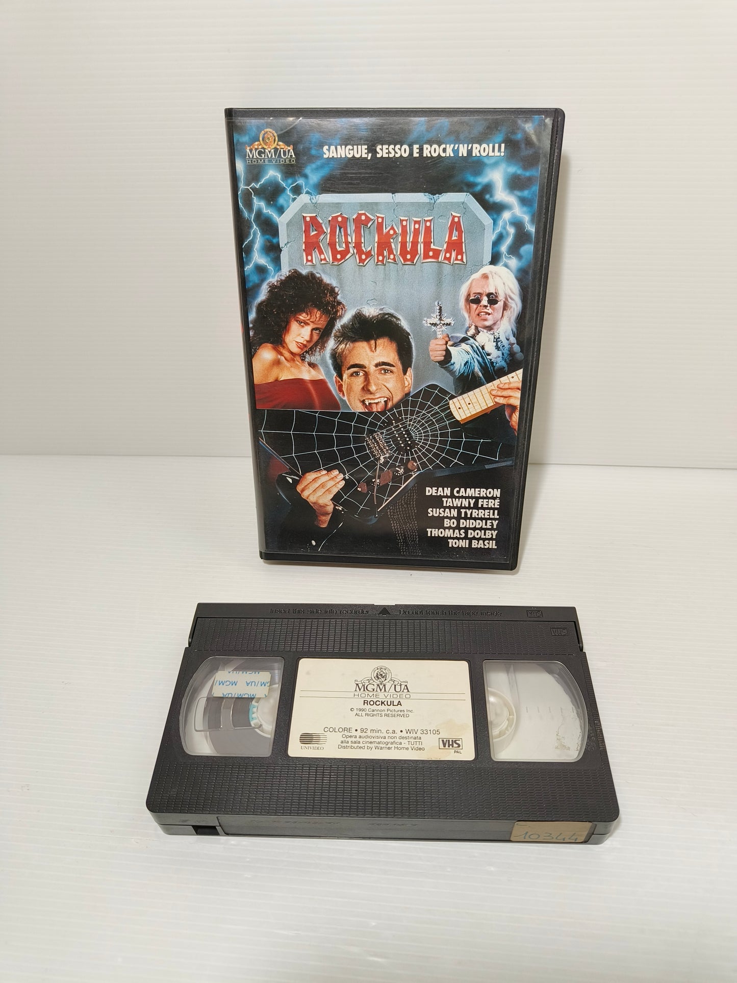 VHS Rockula, anni 90 LEGGI