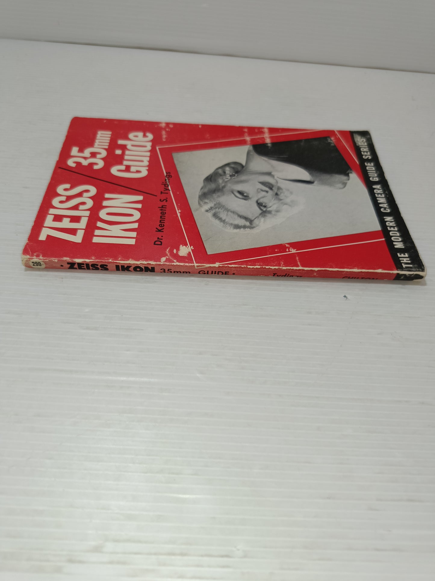 Zeiss Ikon 35mm Guide Dr.Kenneth S.Tydings

Settima Edizione 1959