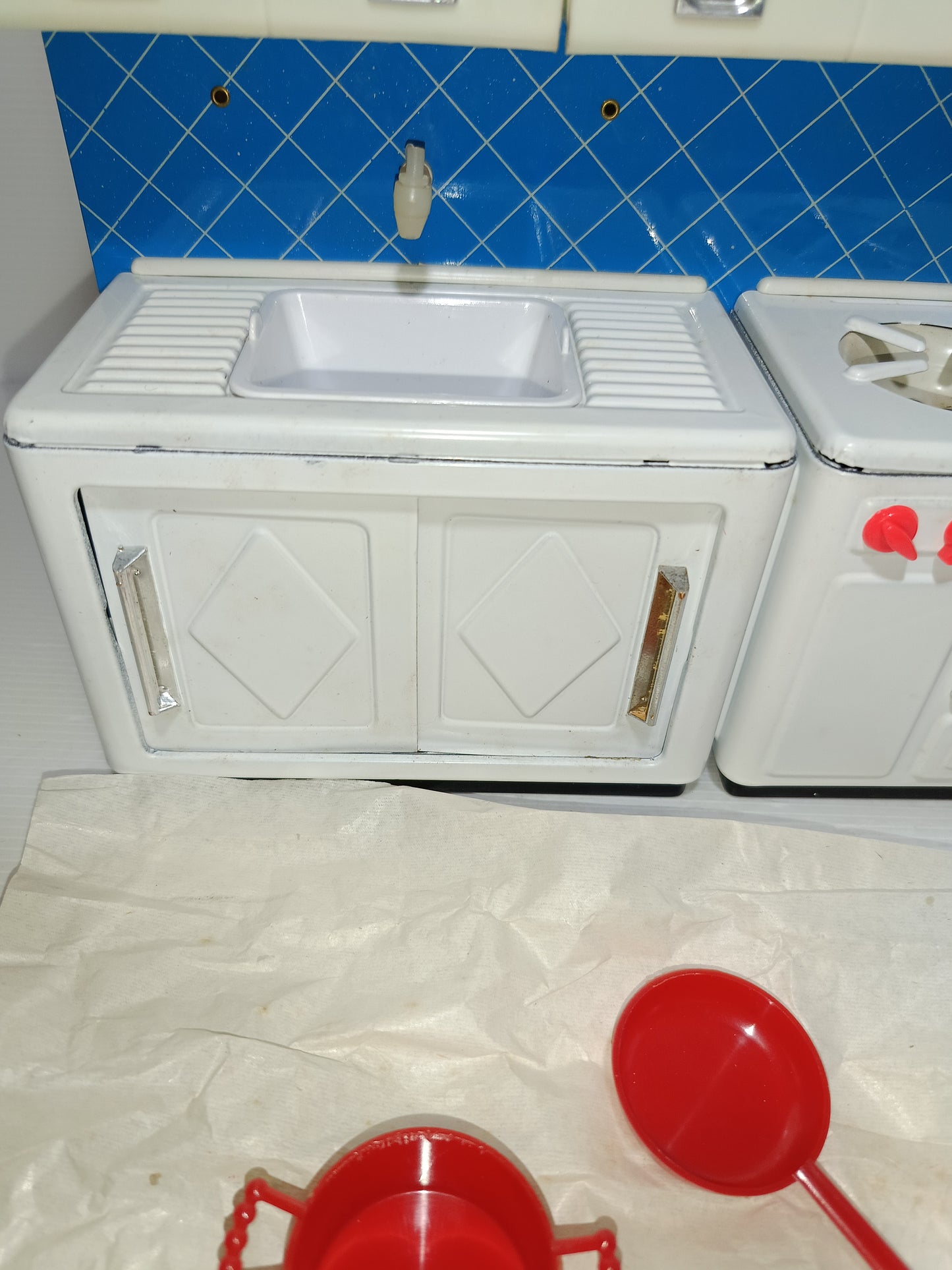 Parete Cucina Marchesini Art.572 In Latta E Plastica Anni 60
Made in Italy