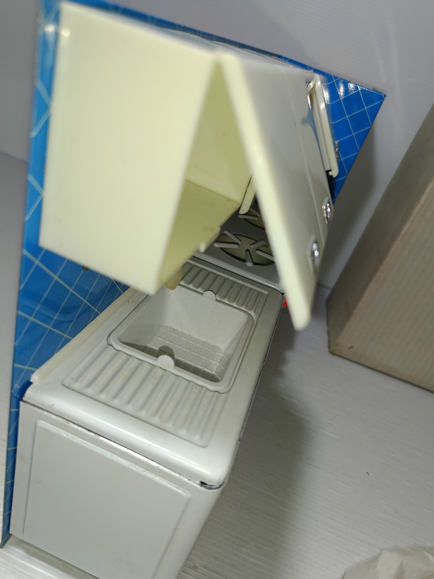 Parete Cucina Marchesini Art.572 In Latta E Plastica Anni 60
Made in Italy