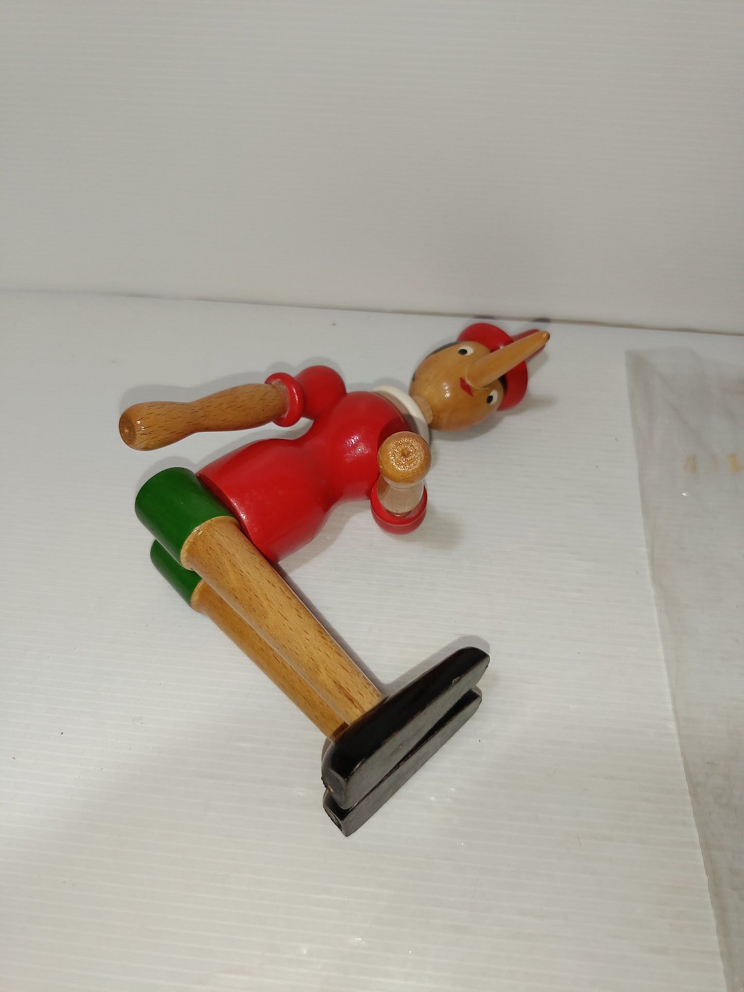 Pinocchio In Legno
Altezza 30 Cm
Anni 60/70