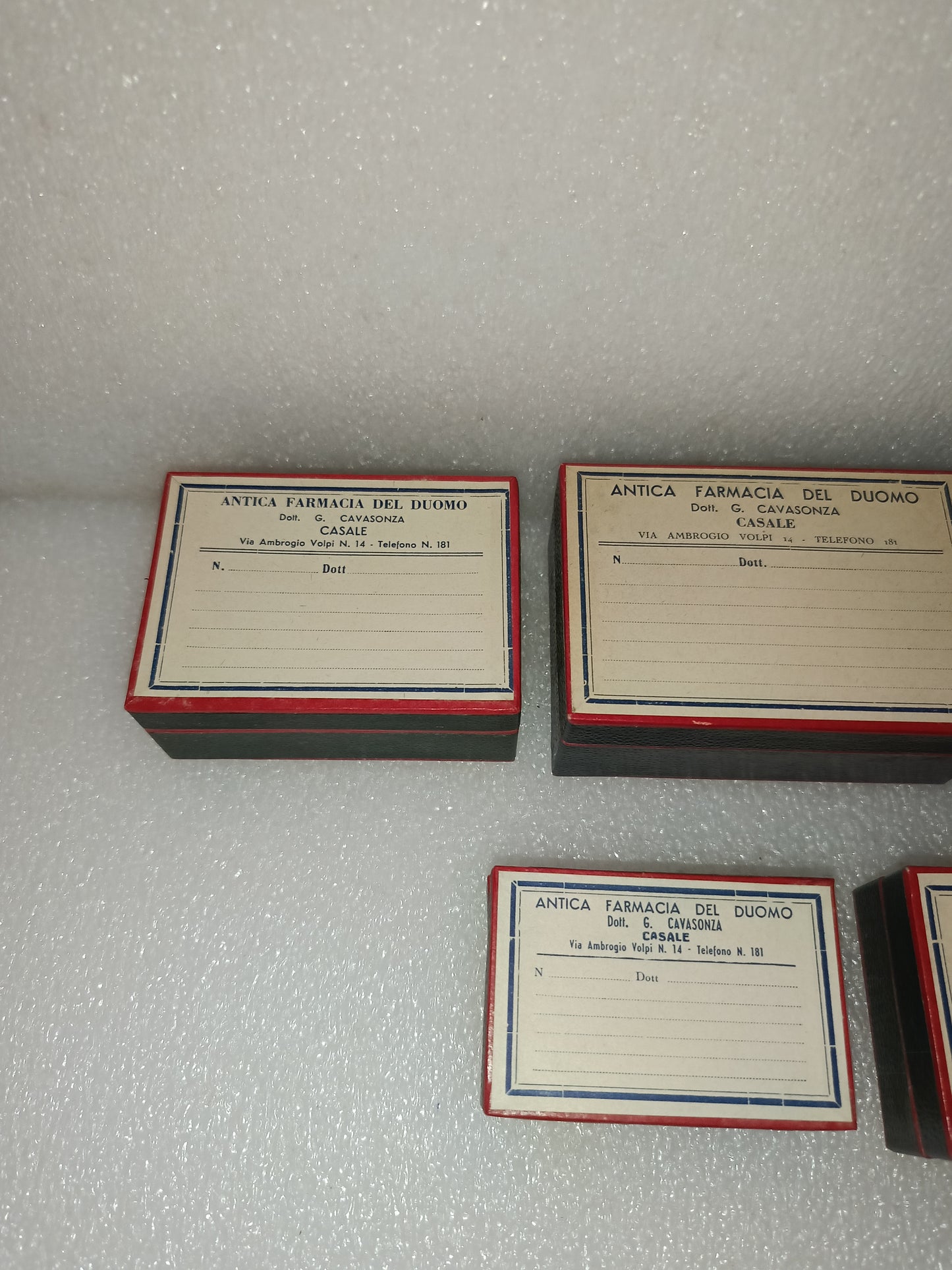 5 Scatole Antica Farmacia Del Duomo Casale
In cartone