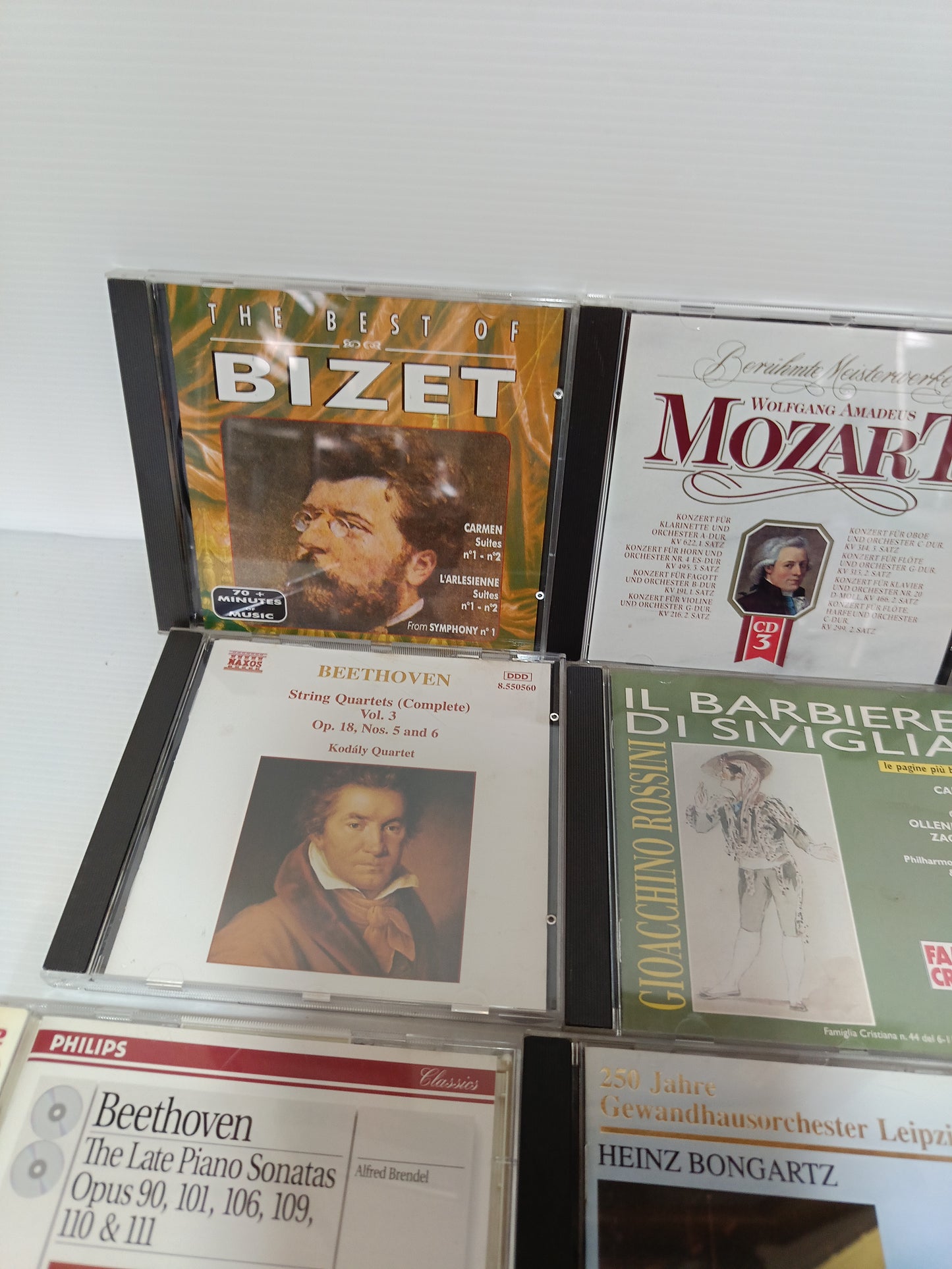 Lotto Musica Classica CD
10 cofanetti di cui uno con doppio CD