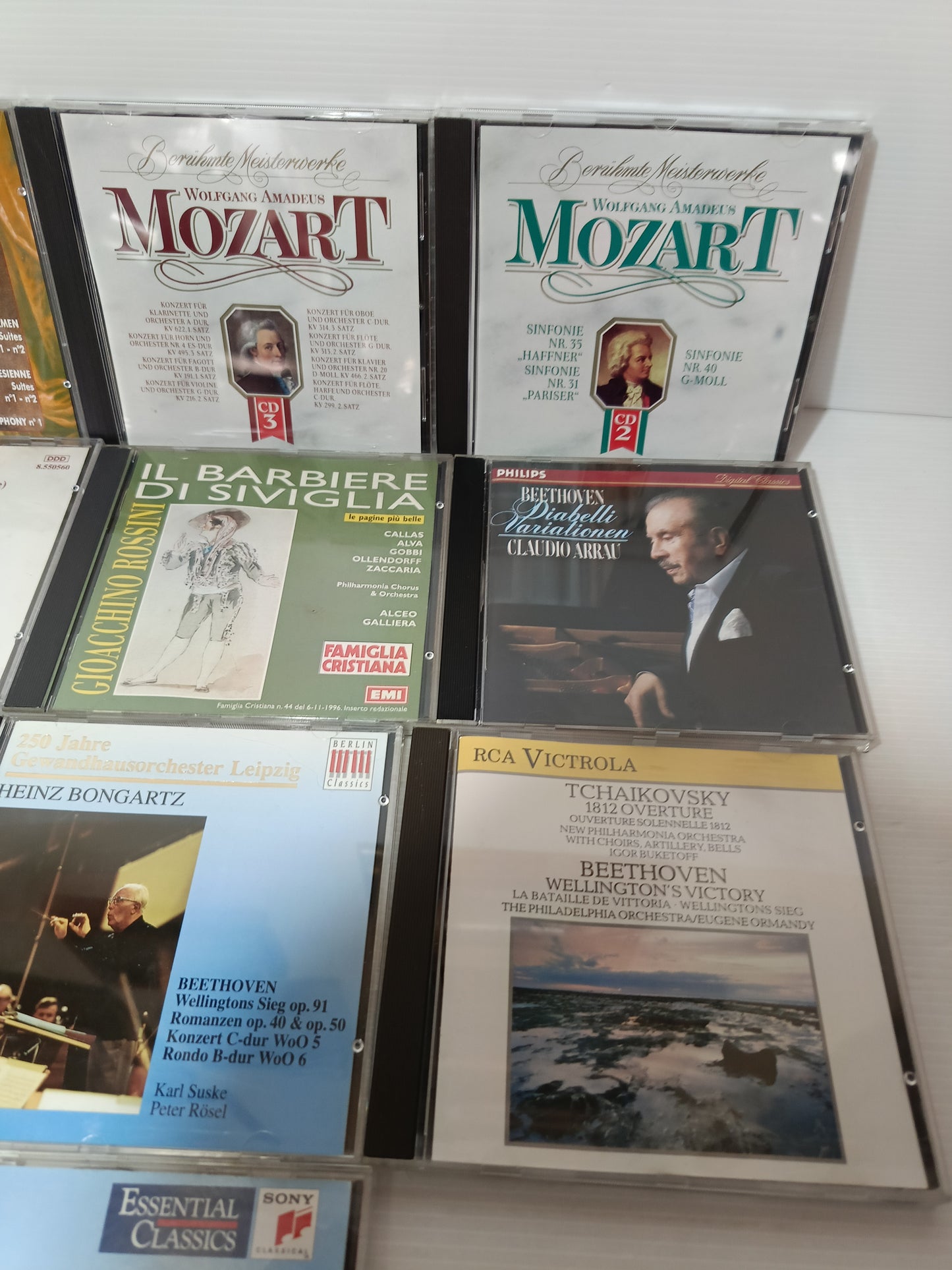 Lotto Musica Classica CD
10 cofanetti di cui uno con doppio CD