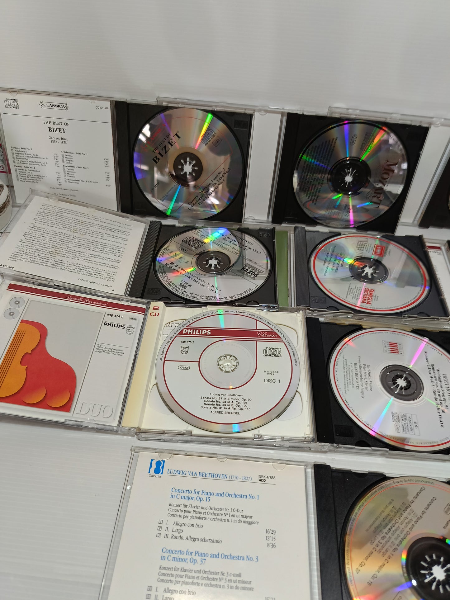 Lotto Musica Classica CD
10 cofanetti di cui uno con doppio CD