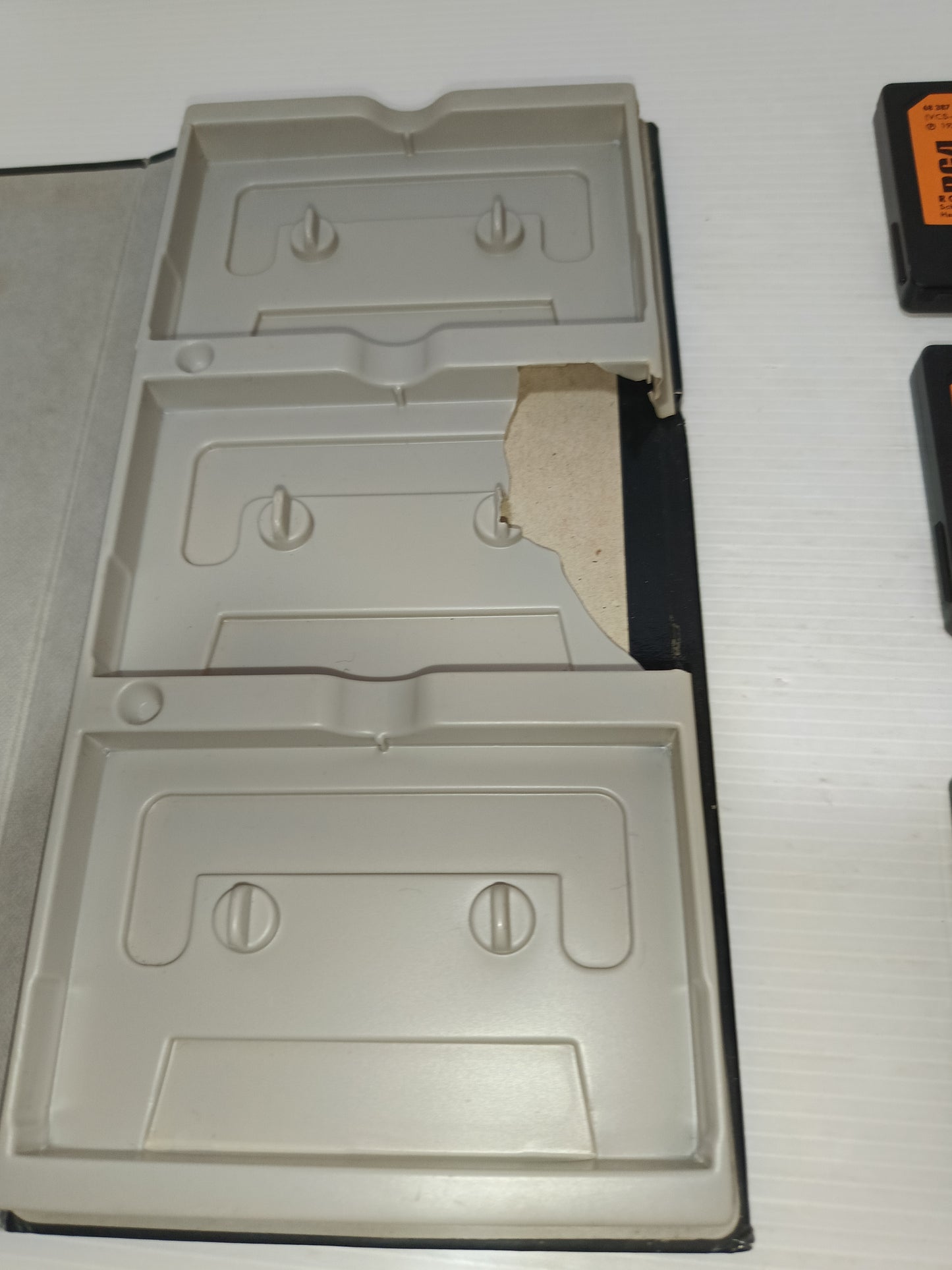 Cofanetto Elvis Presley
3 musicassette