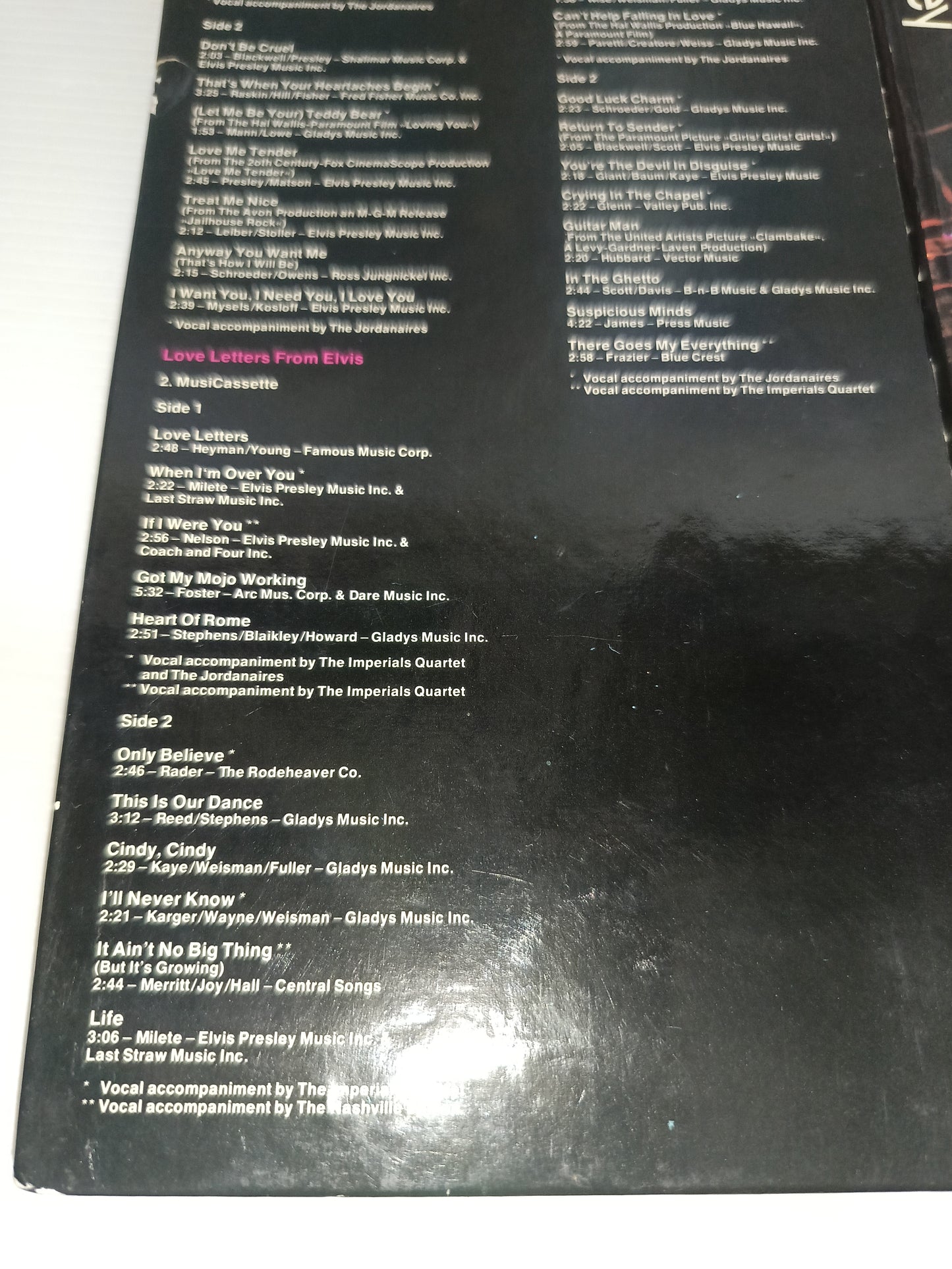 Cofanetto Elvis Presley
3 musicassette