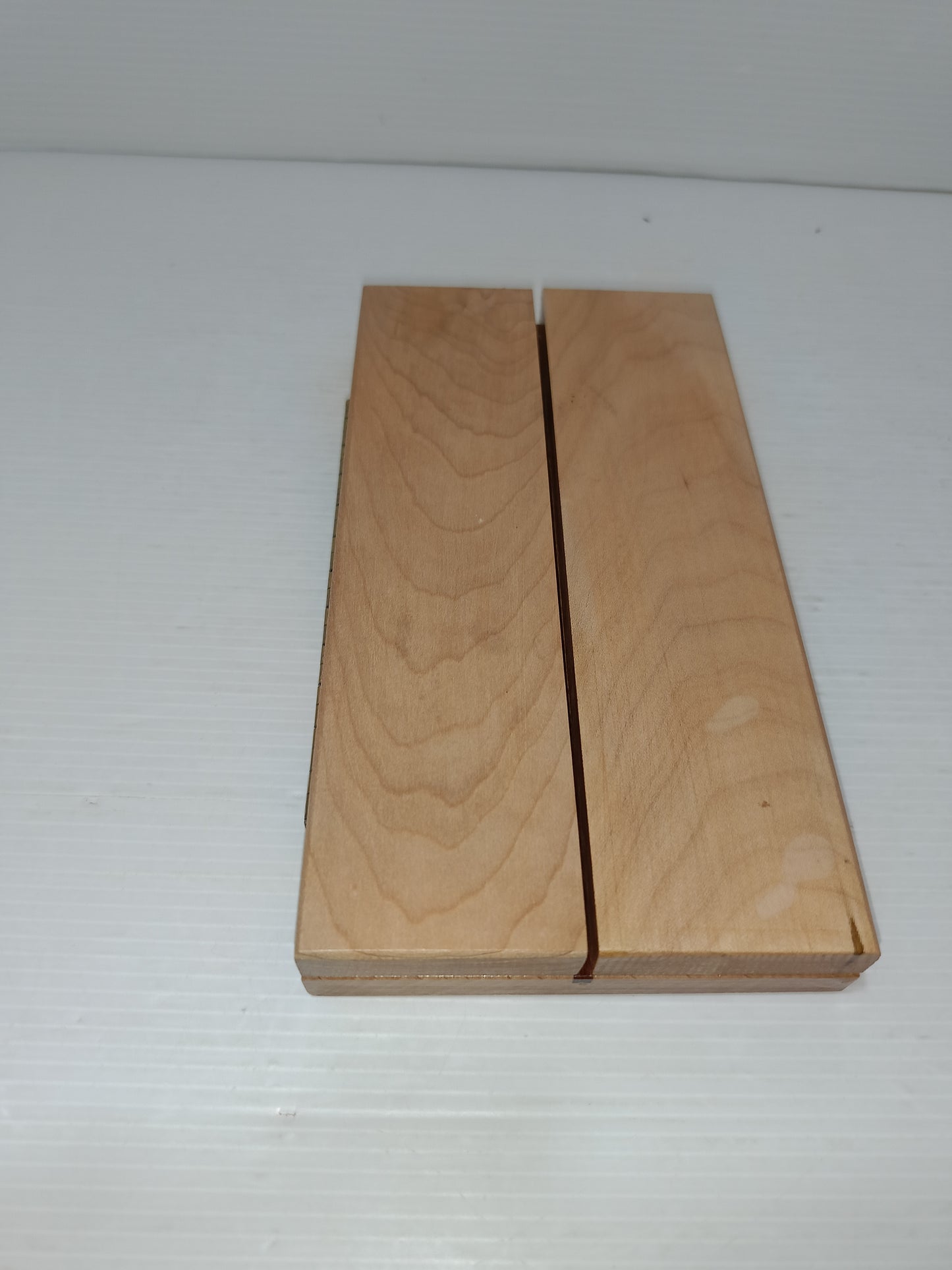 Trittico Via Crucis In Metallo Dorato E Legno