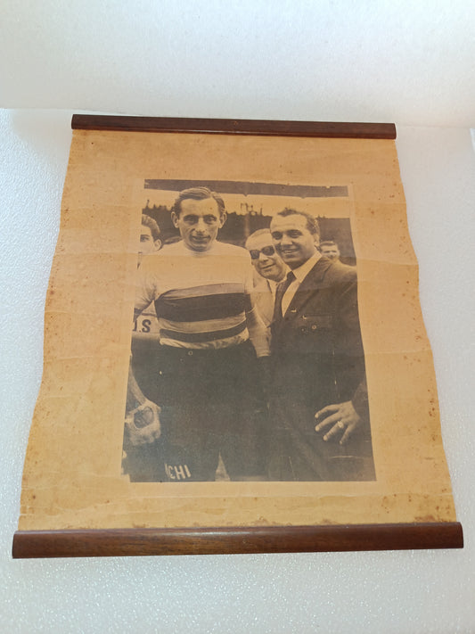 Fausto Coppi Manifesto d'Epoca
Su Carta tipo tessuto
Misure 39 x 32 cm circa
Raro