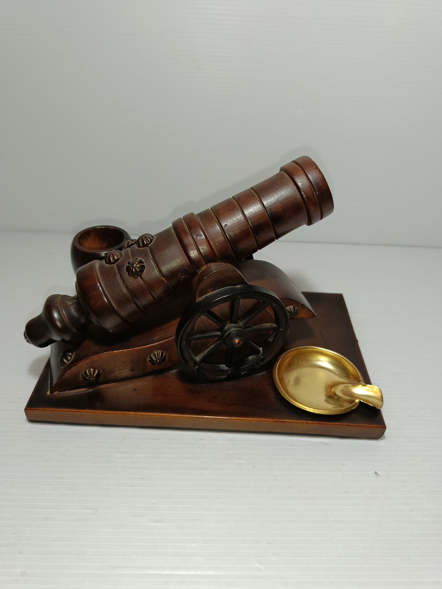 Cannone Posacenere In Legno Vintage