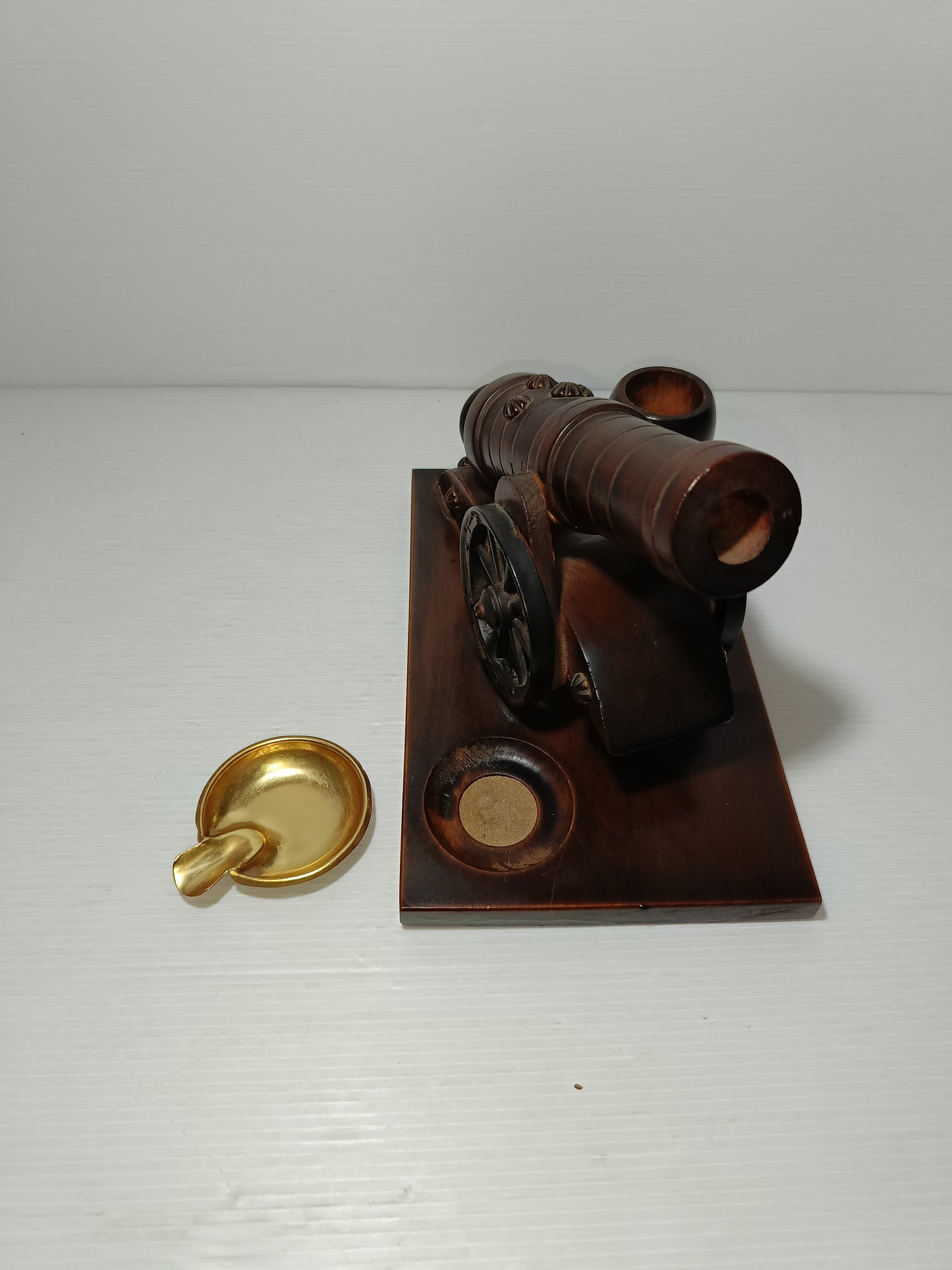 Cannone Posacenere In Legno Vintage