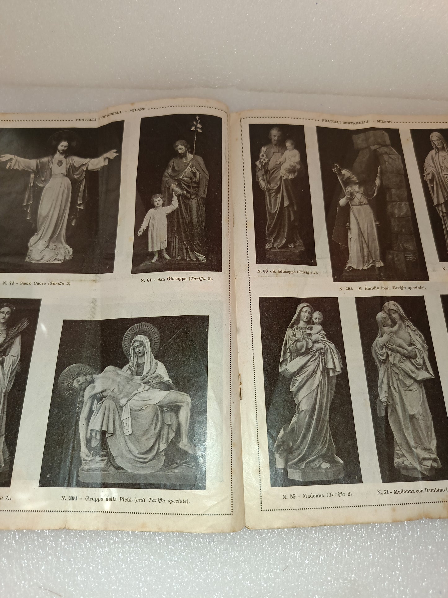 Catalogo F.lli Bertarelli Statue Artistiche Di Legno Scolpito Originale Dell'epoca