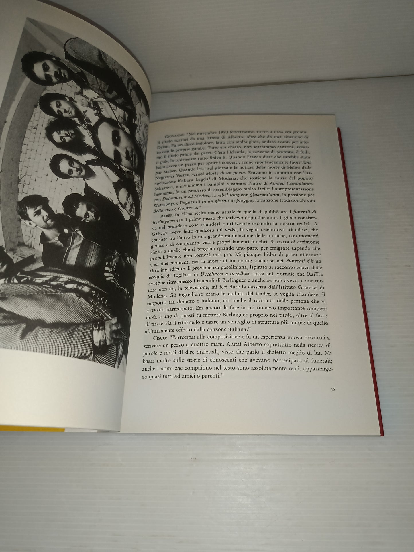 Combat Folk Modena City Ramblers Libro + CD Paolo Ferrari/Paolo Verri
Edito nel 1999