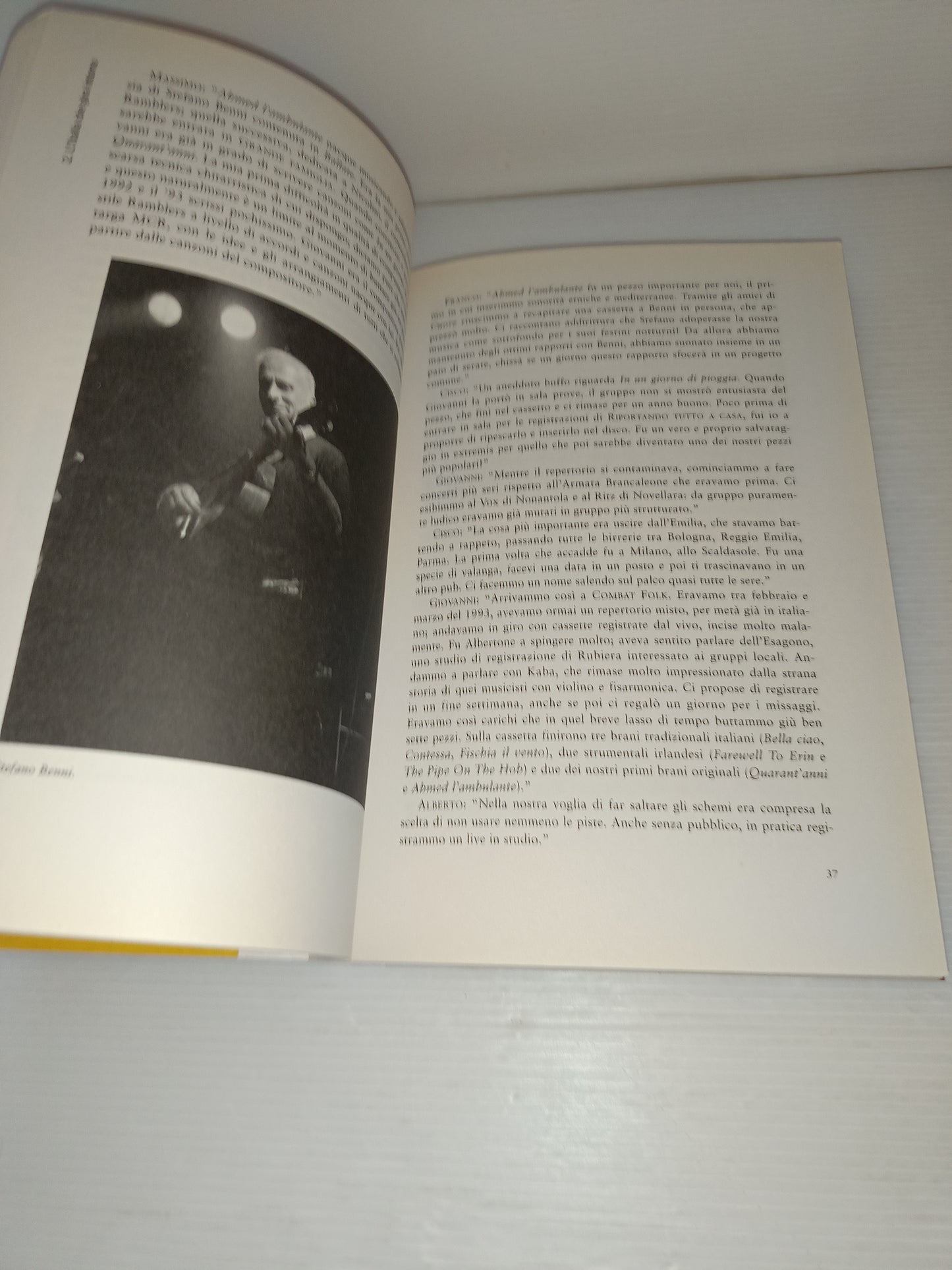 Combat Folk Modena City Ramblers Libro + CD Paolo Ferrari/Paolo Verri
Edito nel 1999