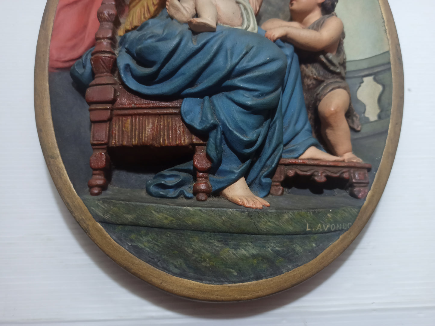 Scultura Madonna Della Seggiola Luigi Avondo Antica
In scagliola/gesso
Firmata sul retro