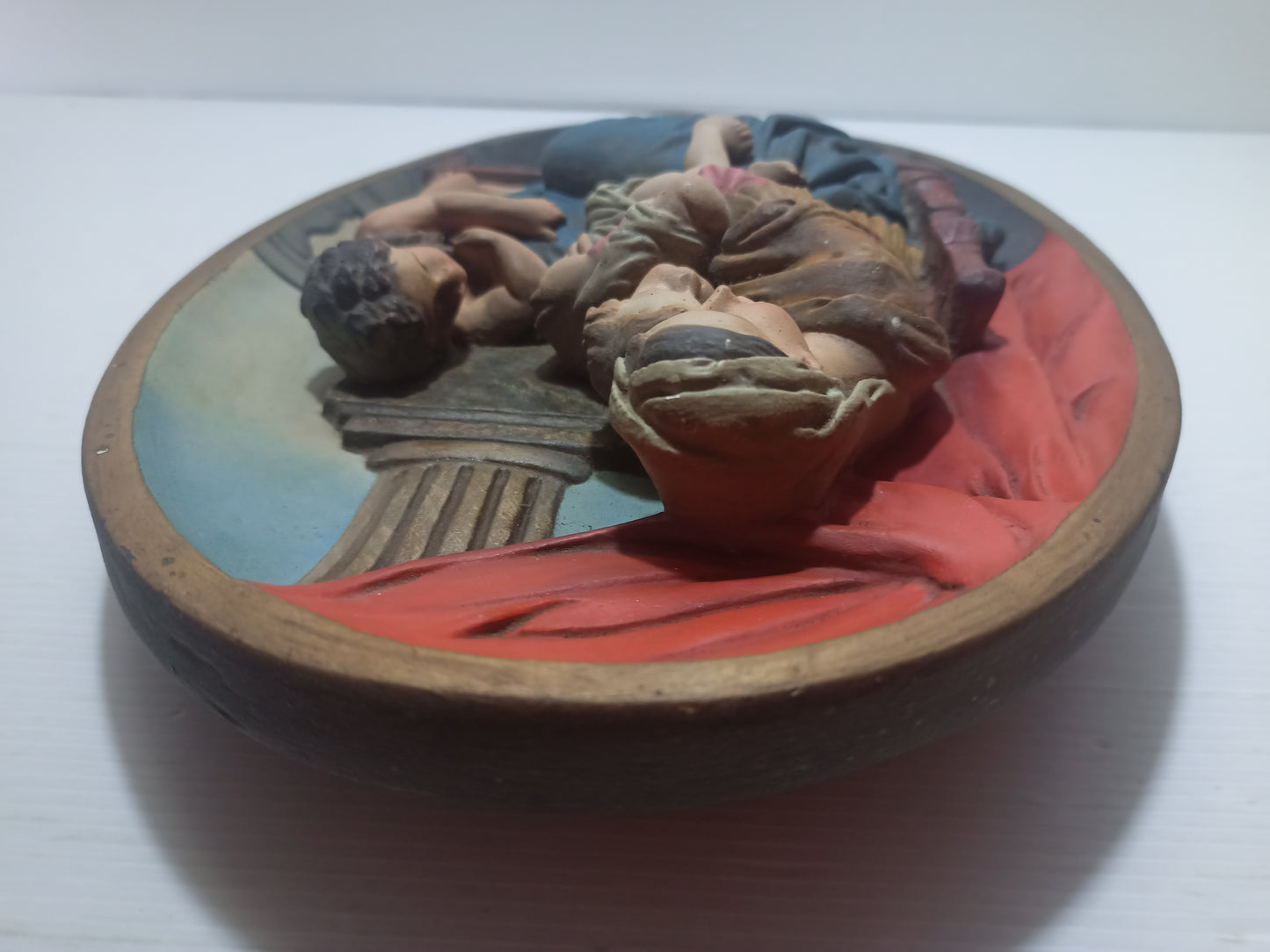 Scultura Madonna Della Seggiola Luigi Avondo Antica
In scagliola/gesso
Firmata sul retro