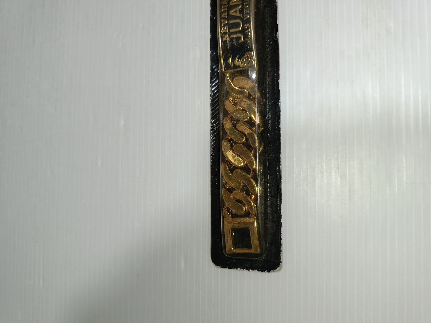 Bracciale In Metallo Placcato Oro 24Kt.
Phoenician Enterprises