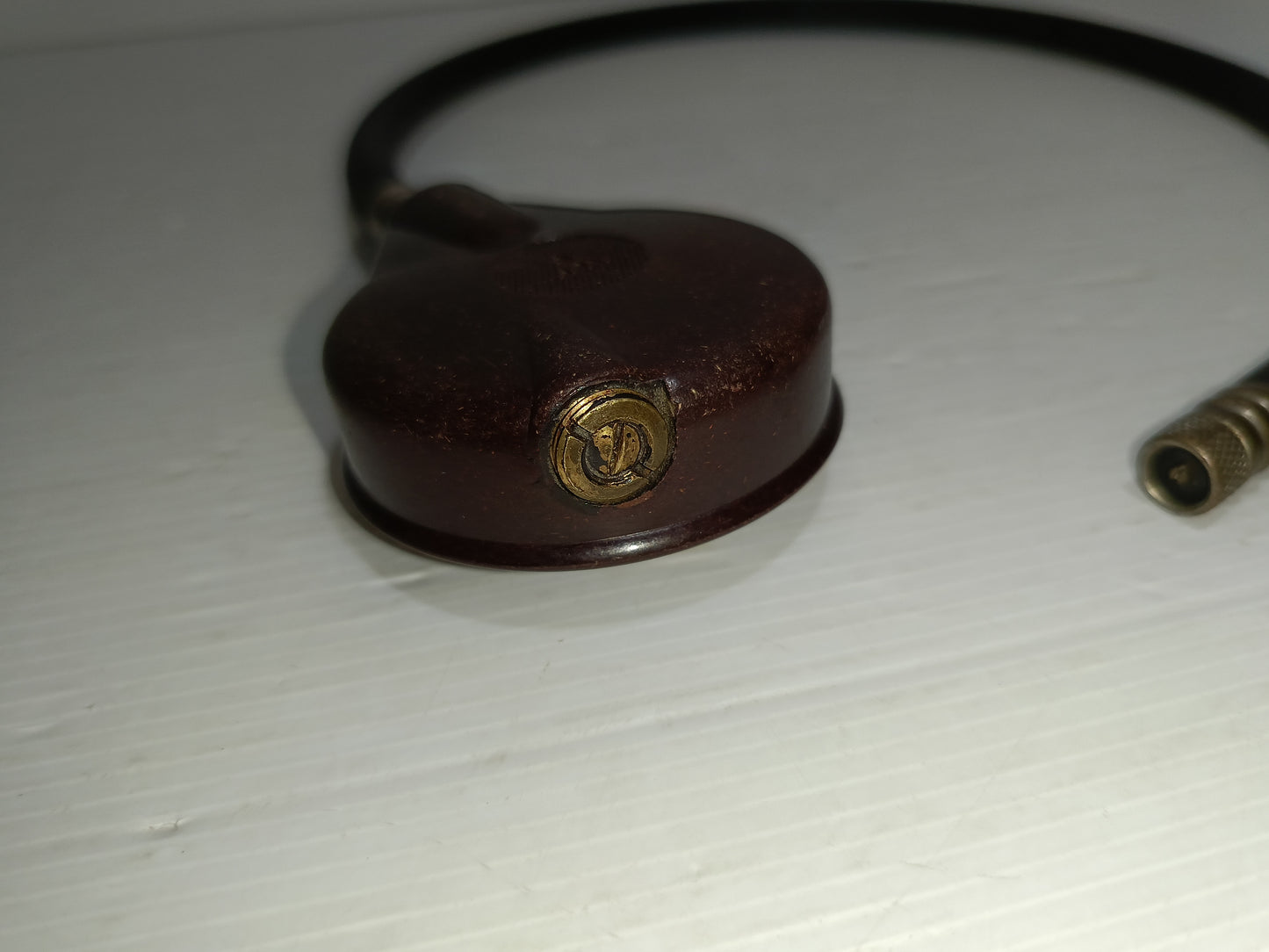 Manometro Universal Allemano Vintage
In bachelite
Non testato