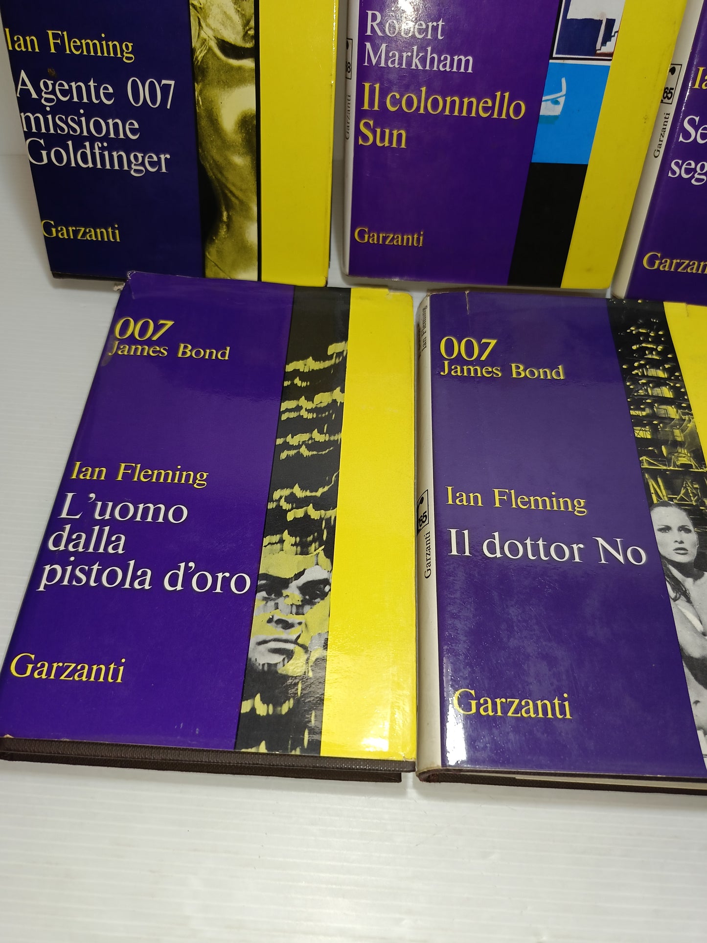 7 Romanzi 007 James Bond Fleming/Markham
Editi da Garzanti
Anni 60