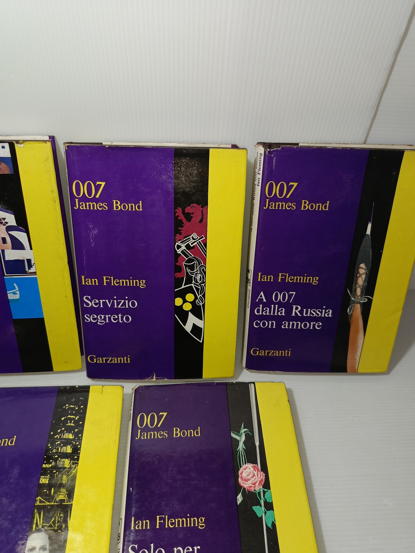 7 Romanzi 007 James Bond Fleming/Markham
Editi da Garzanti
Anni 60