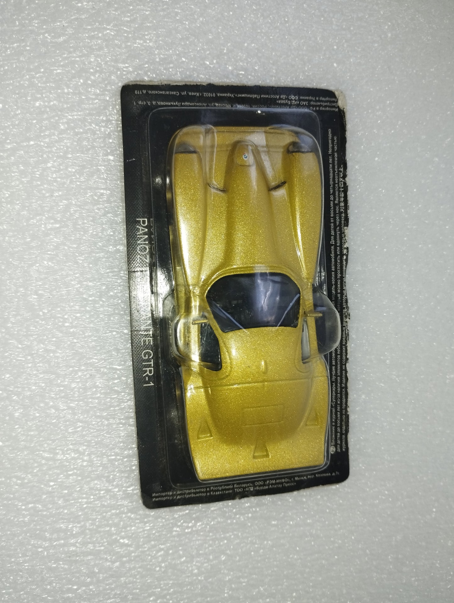 Panoz Esperante GTR-1 model

 1:43 scale