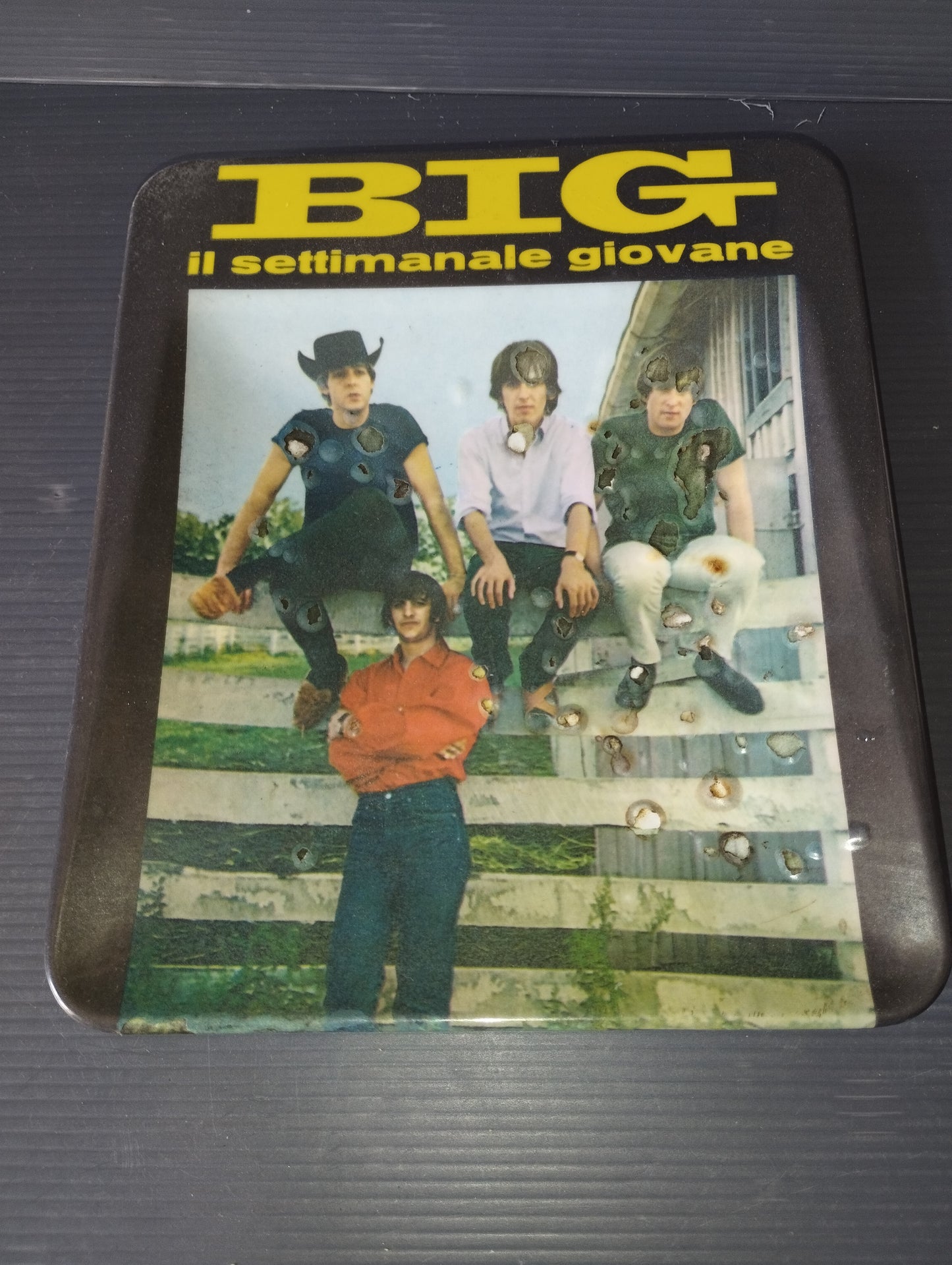 Change giver Gadget BIG The Young Beatles Weekly

 Original from the 60s