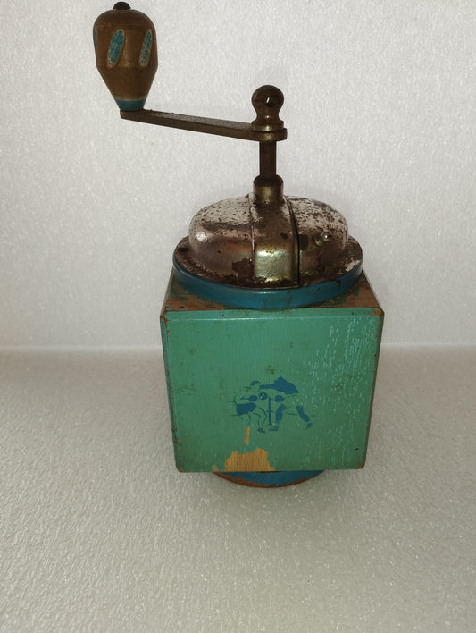 Antique Sports Decoration Grinder

 Made of wood and metal