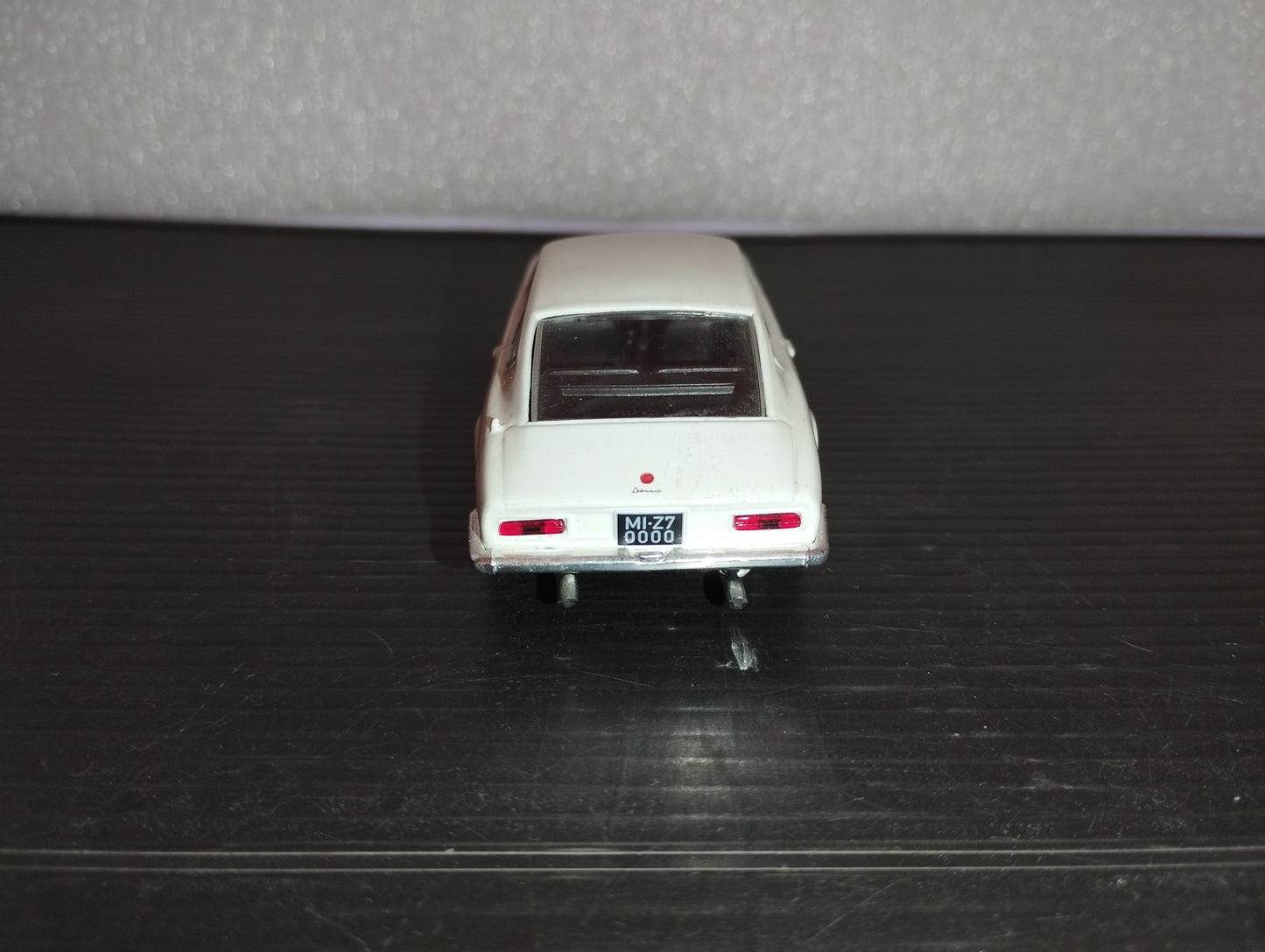 Fiat Dino model

 Produced by Norev

 Scale 1:43