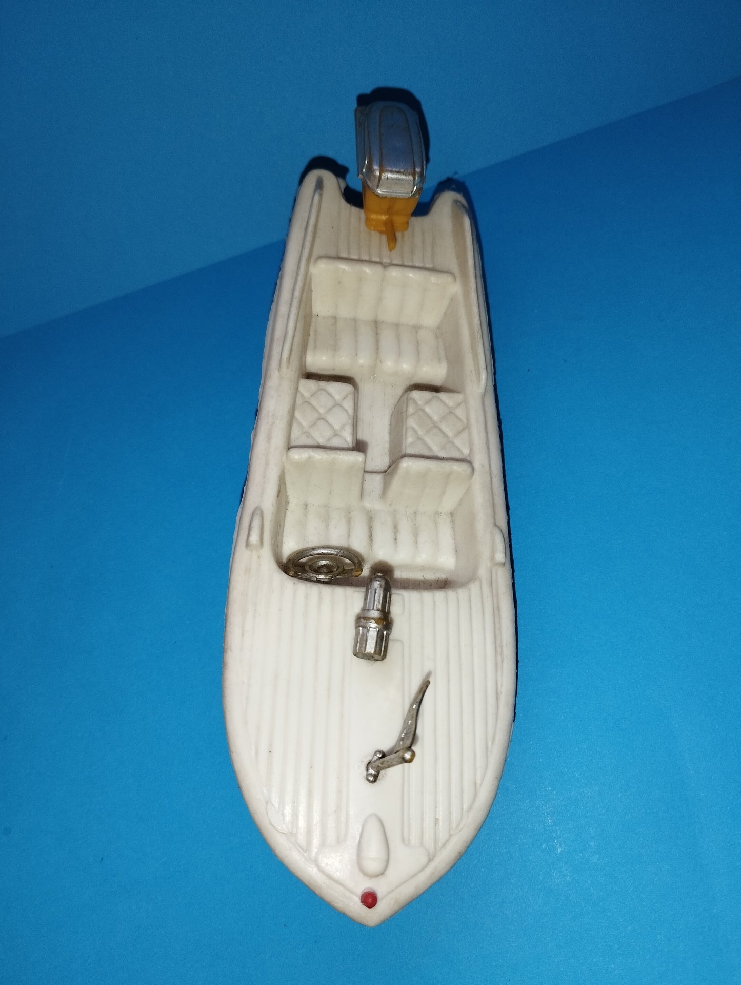 Plastic motorboat model from the 60s/70s

 Unbranded