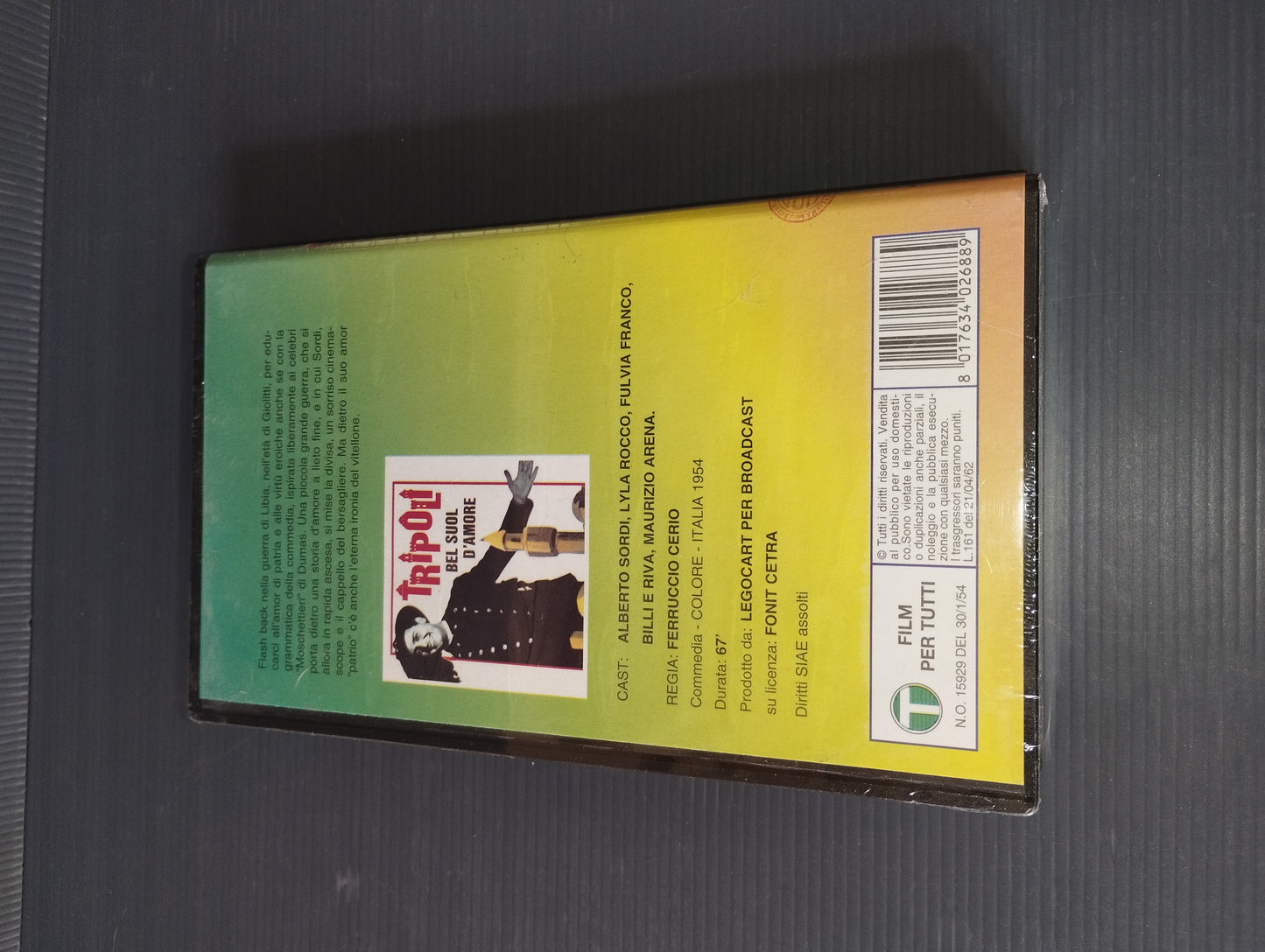 VHS "Tripoli Bel Suol D'amore "A.Sordi

Edita da Video Quick