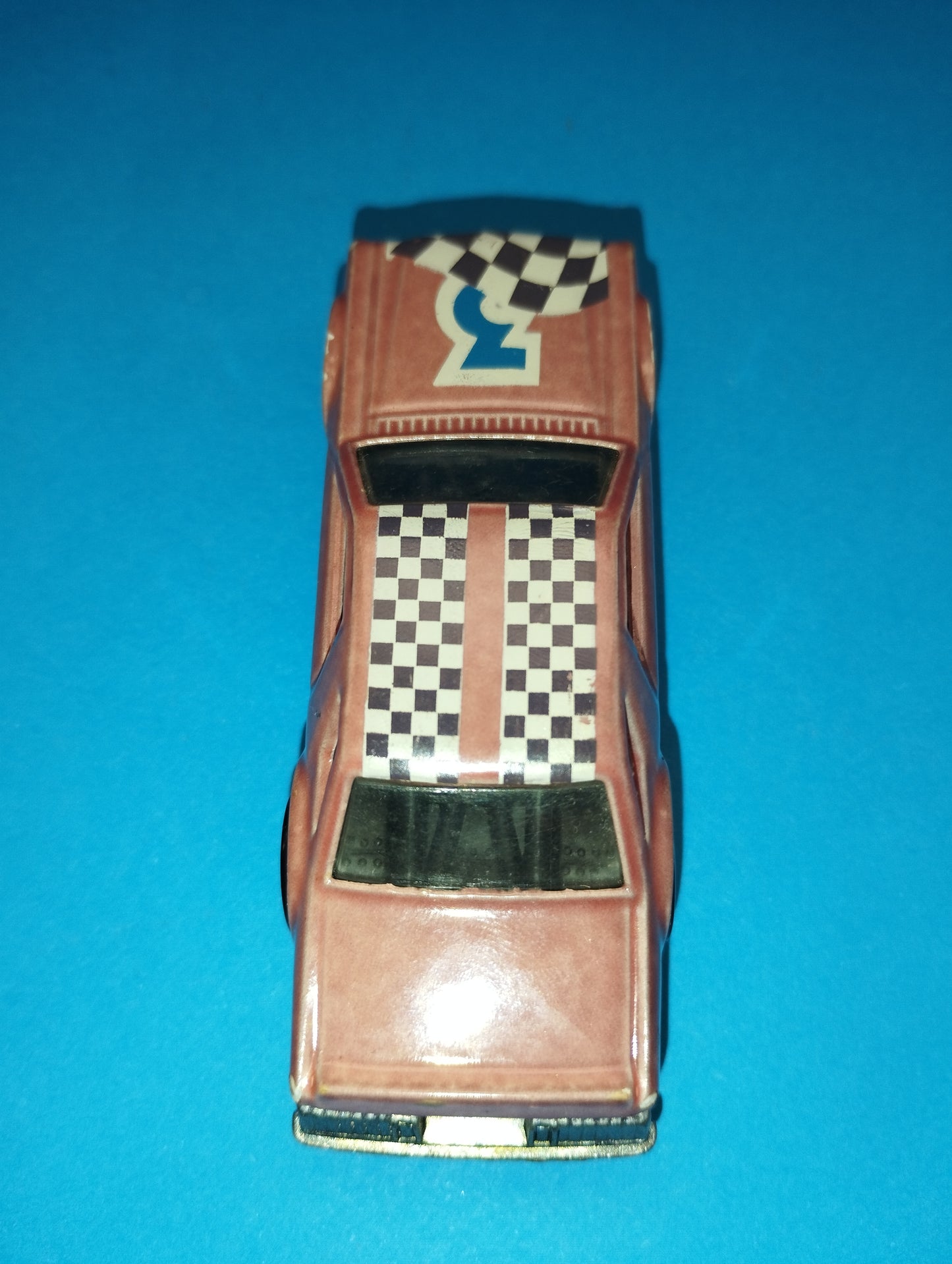 Modellino Ford Fairmont

Prodotto nel 1981 da Hot Wheels

Scala 1:64