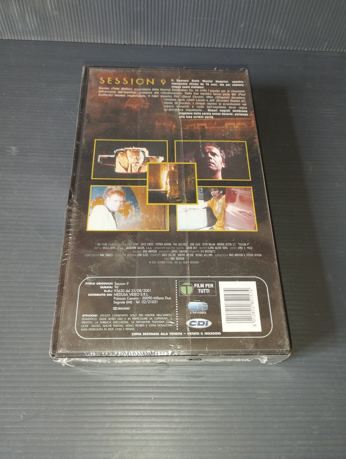 VHS "Session 9"sigillata