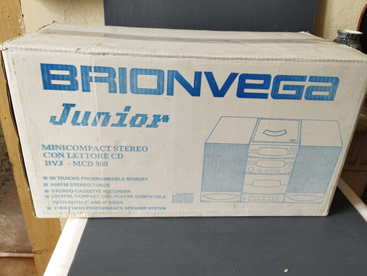 Brionvega Junior Minicompact Stereo

Con lettore CD Mod.BVJ -MCD 800