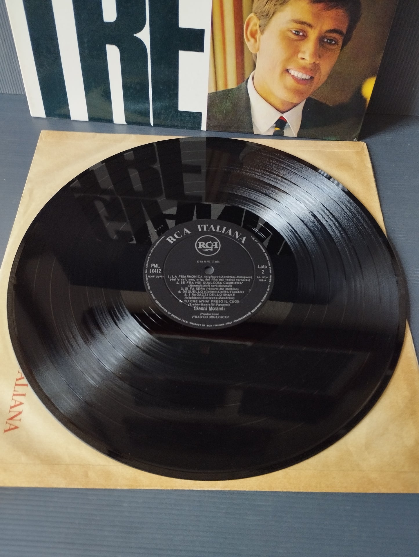 Gianni Tre" Gianni Morandi Lp 33 rpm Published in 1966 by RCA Cod.PML 10412