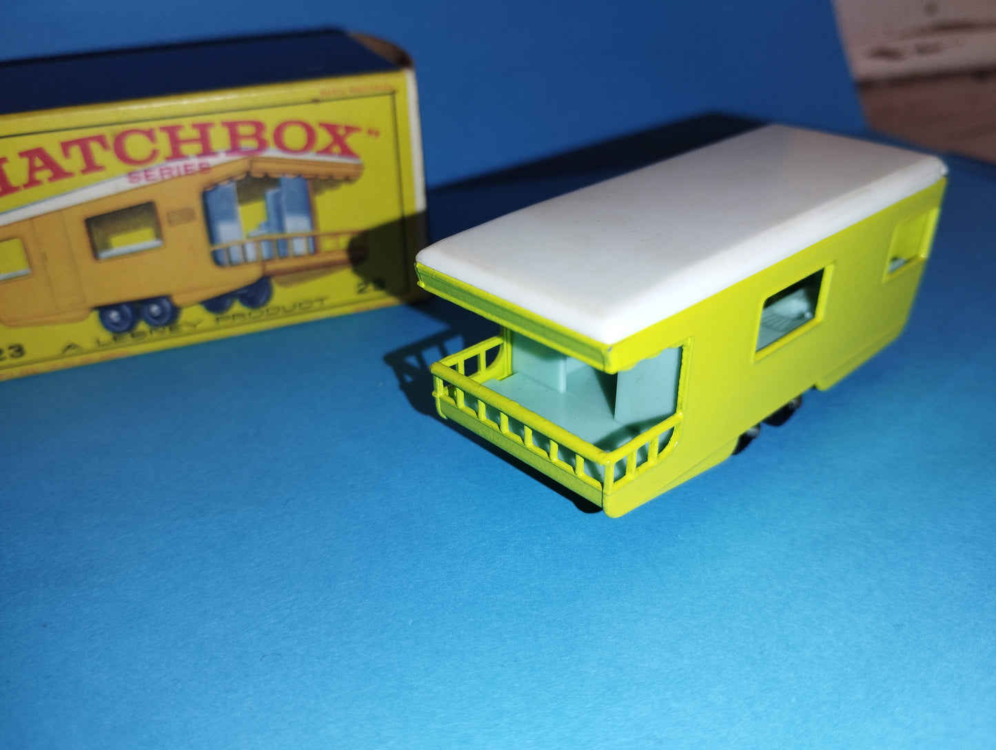 Trailer Caravan model

 Produced by Matchbox cod.23

 Made in England by Lesney

 60's