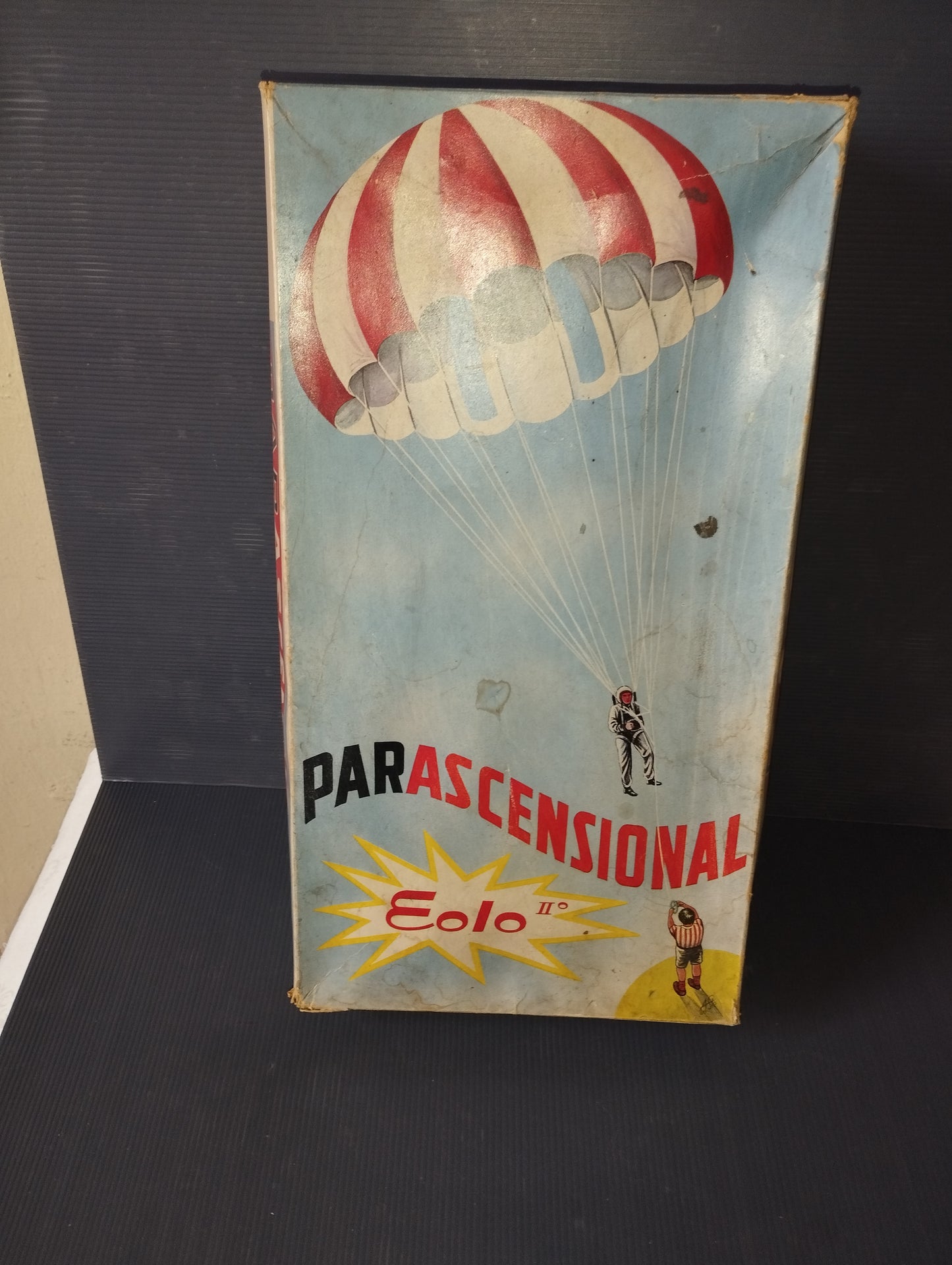 Gioco Parascensional Eolo II

Prodotto da Aerogiocattoli Torino

Made in Italy

Anni 70