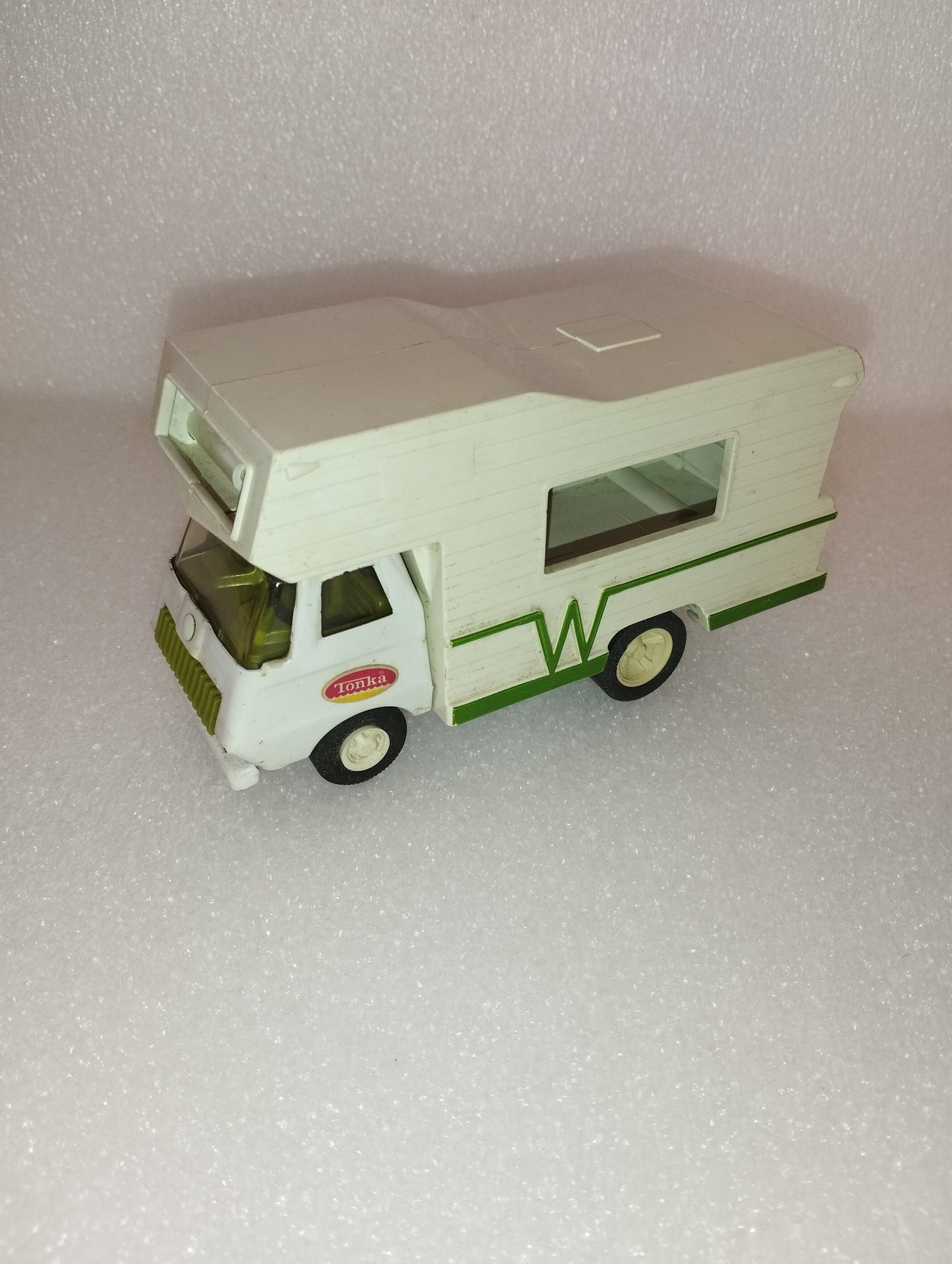 Modellino Camper

Prodotto da Tonka

In Latta E Plastica

Anni 70