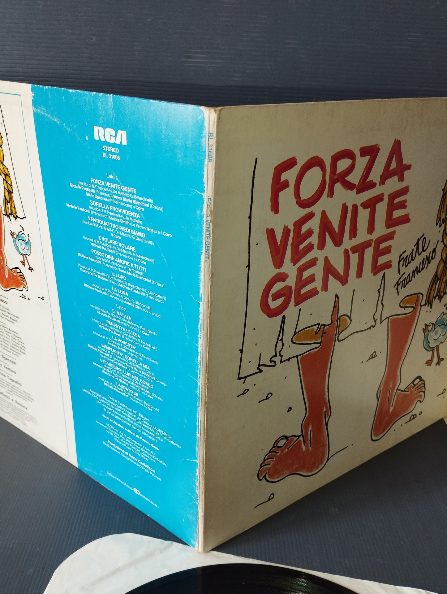 Forza Venite Gente Frate Francesco" LP 33 giri

Edito nel  1981 da RCA cod.BL 31608

Genere:musical