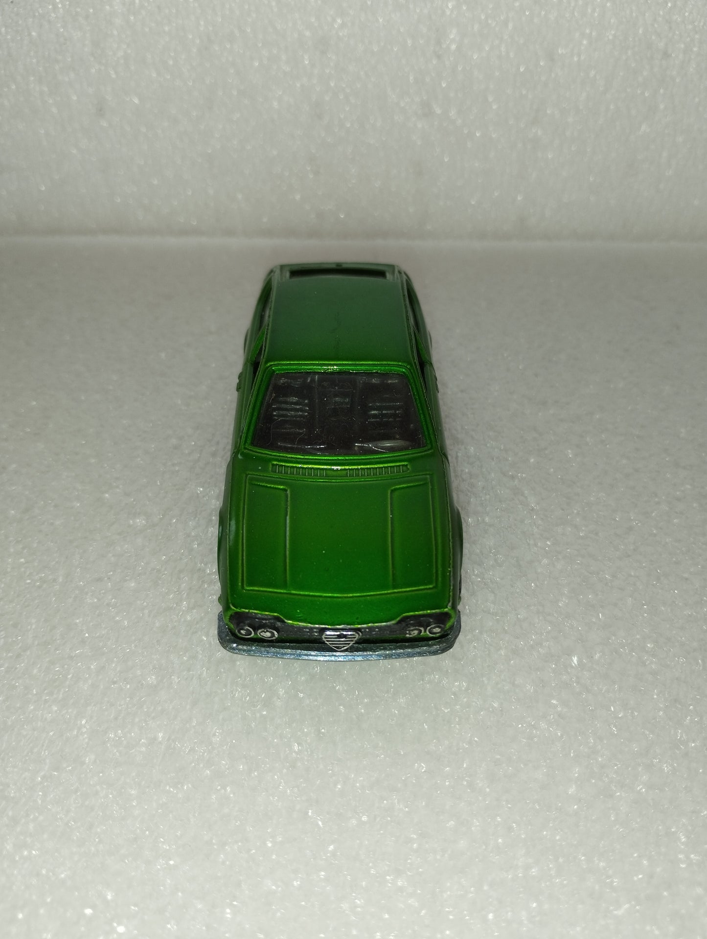 Alfa Romeo Alfetta GT model Produced in the 70s by Mercury
 Scale 1:43