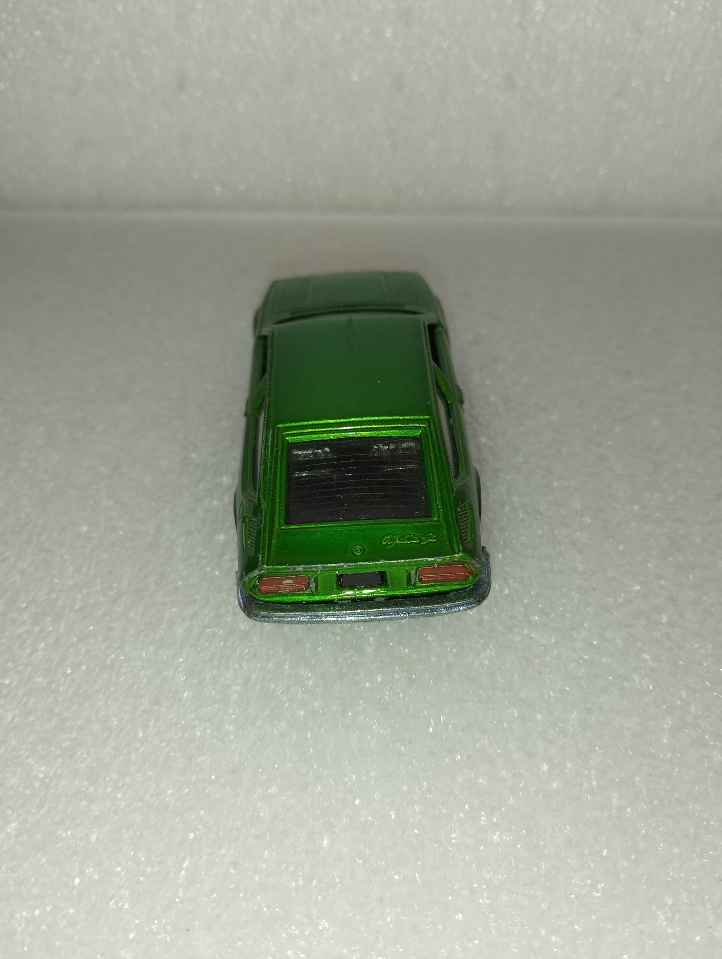 Modellino Alfa Romeo Alfetta GT Prodotta negli anni 70 da Mercury
Scala 1:43