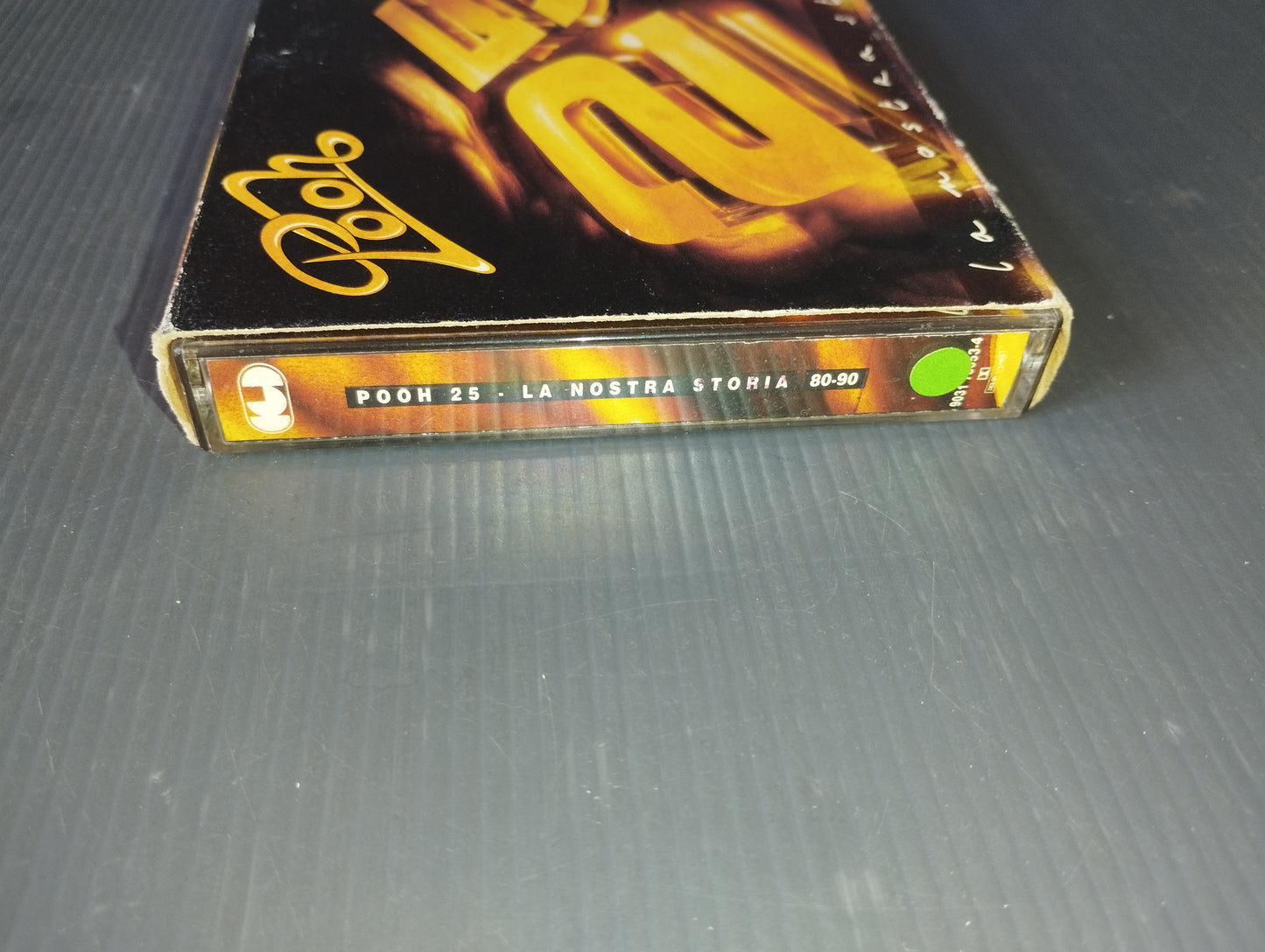 La Nostra Storia" Pooh Cofanetto Musicassette
Edita nel 1990 da CGD Cod.9031 73053.4