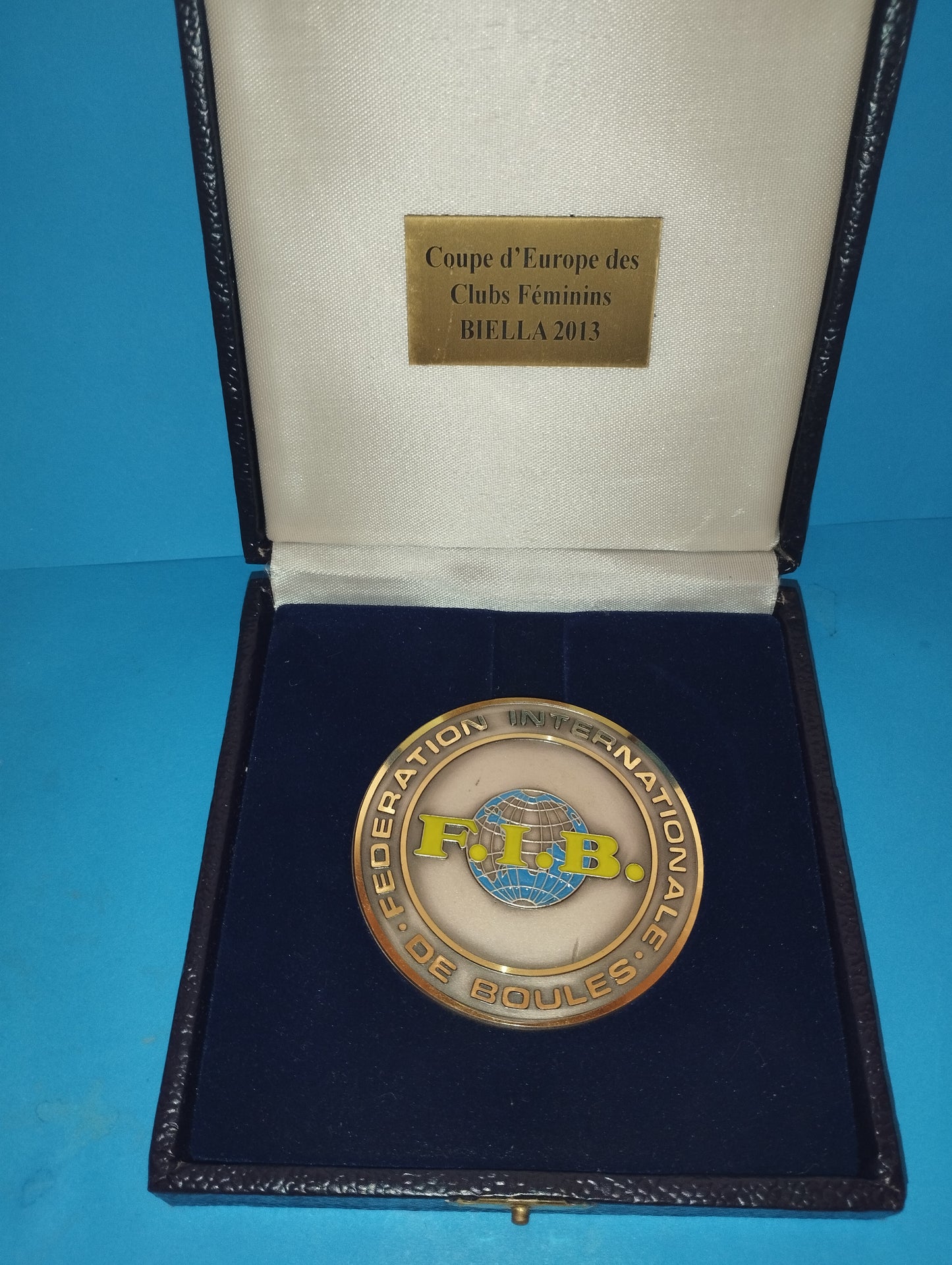 Federation International de Boules medal
 In metal with box