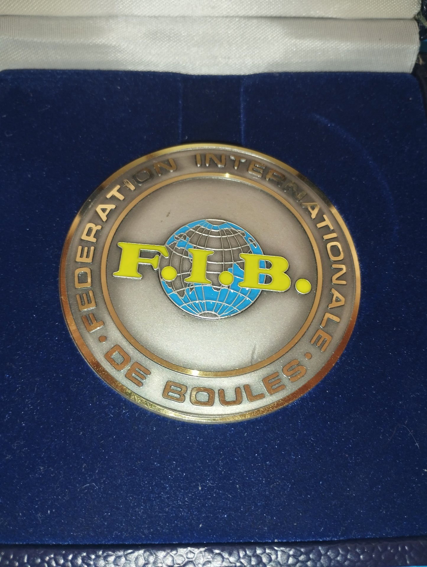 Federation International de Boules medal
 In metal with box