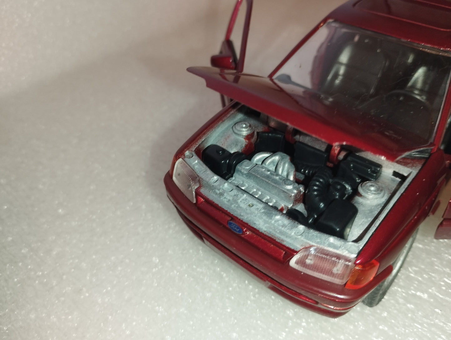 Ford Escort model
 Produced by Shabak Code .1525
 Scale 1:24
 Made in Germany