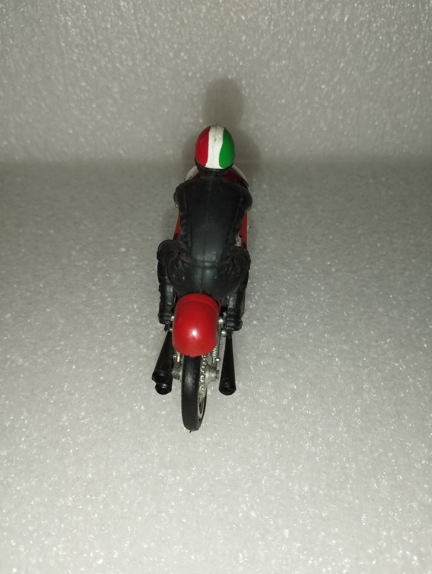 MV Agusta Giacomo Agostini Politoys model