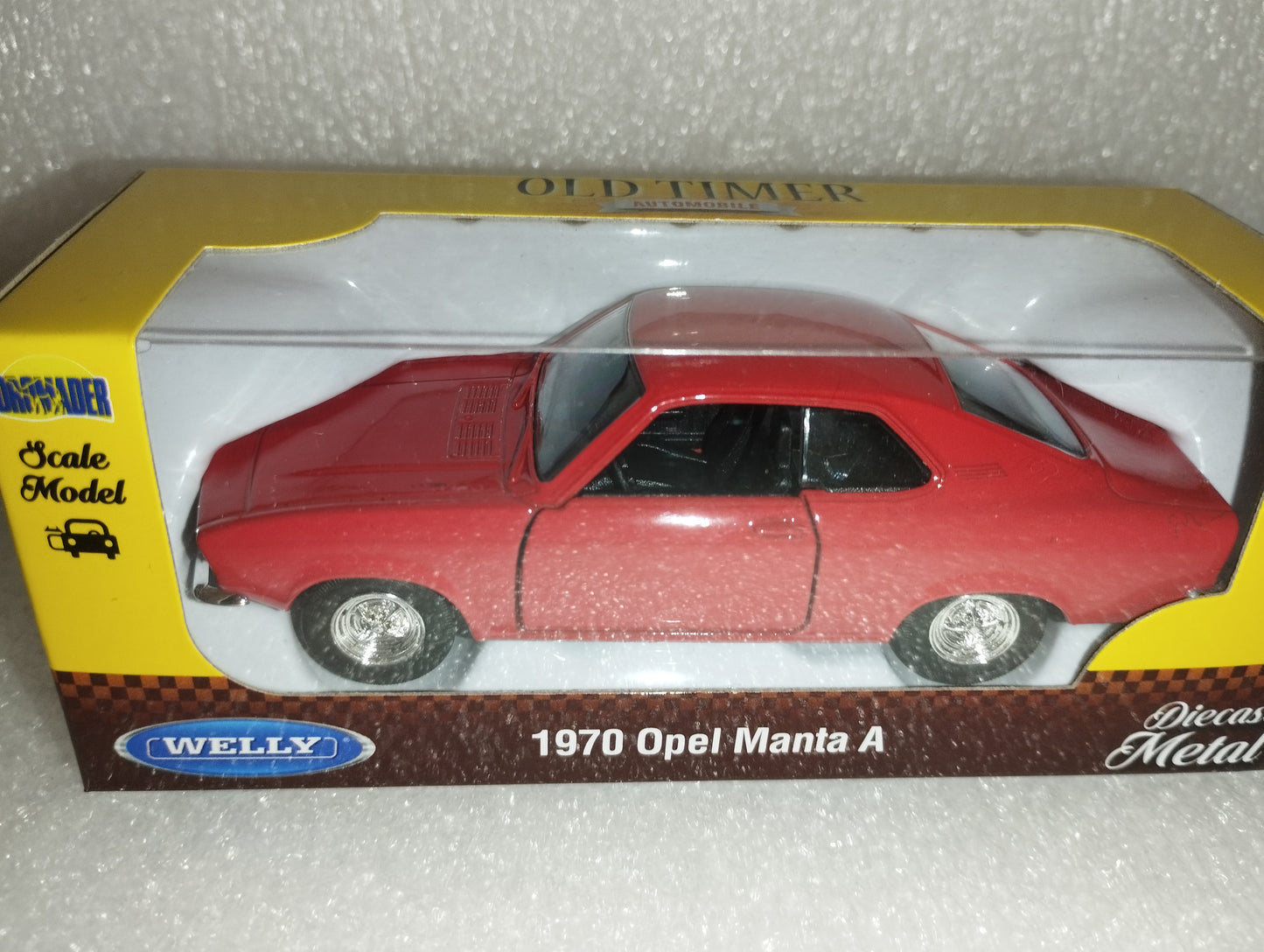 Modellino 1970 Opel Manta

Prodotto da Welly

Scala 1:36