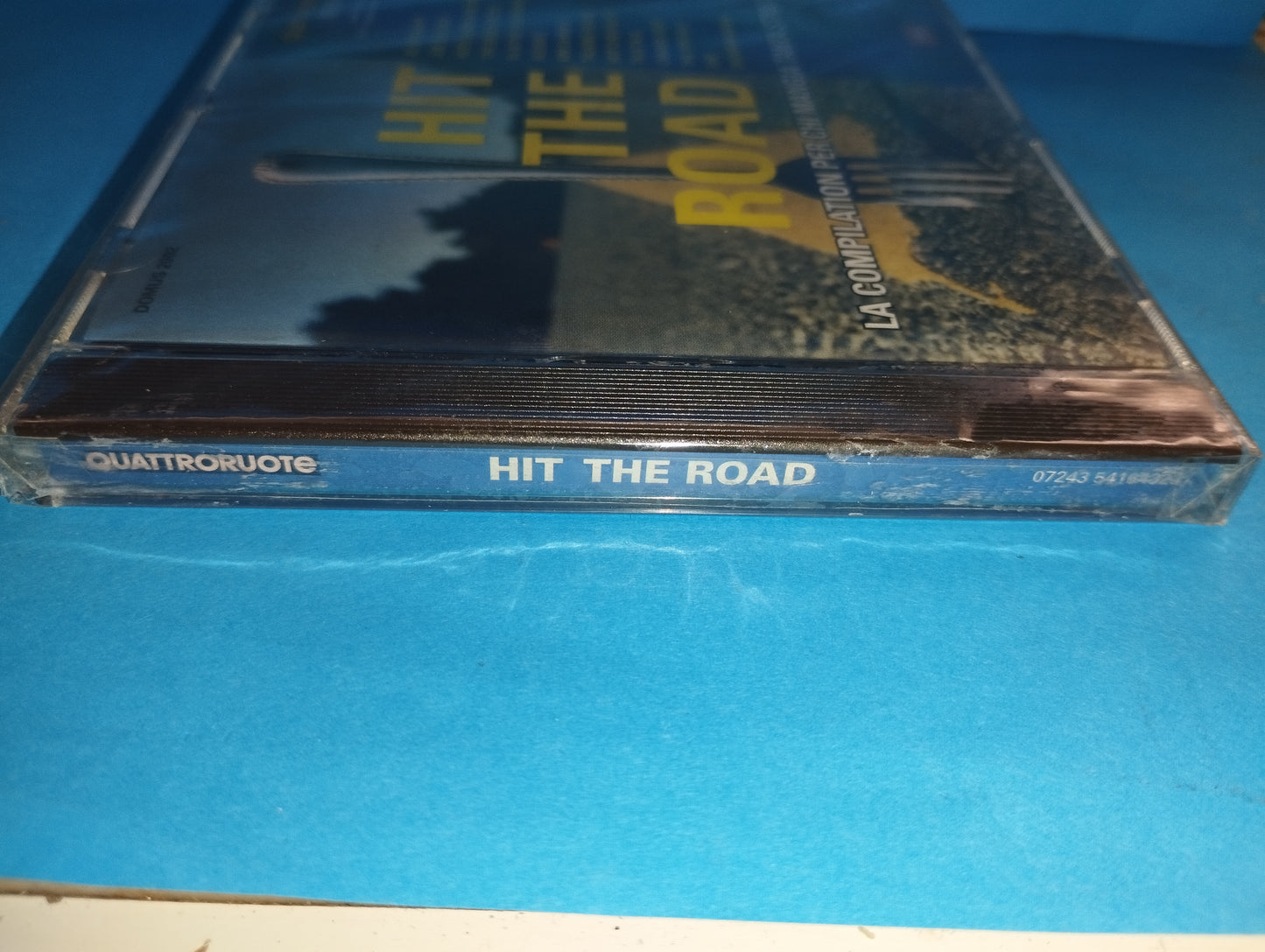 Hit The Road" Various CD
Edito nel 2002 da EMI